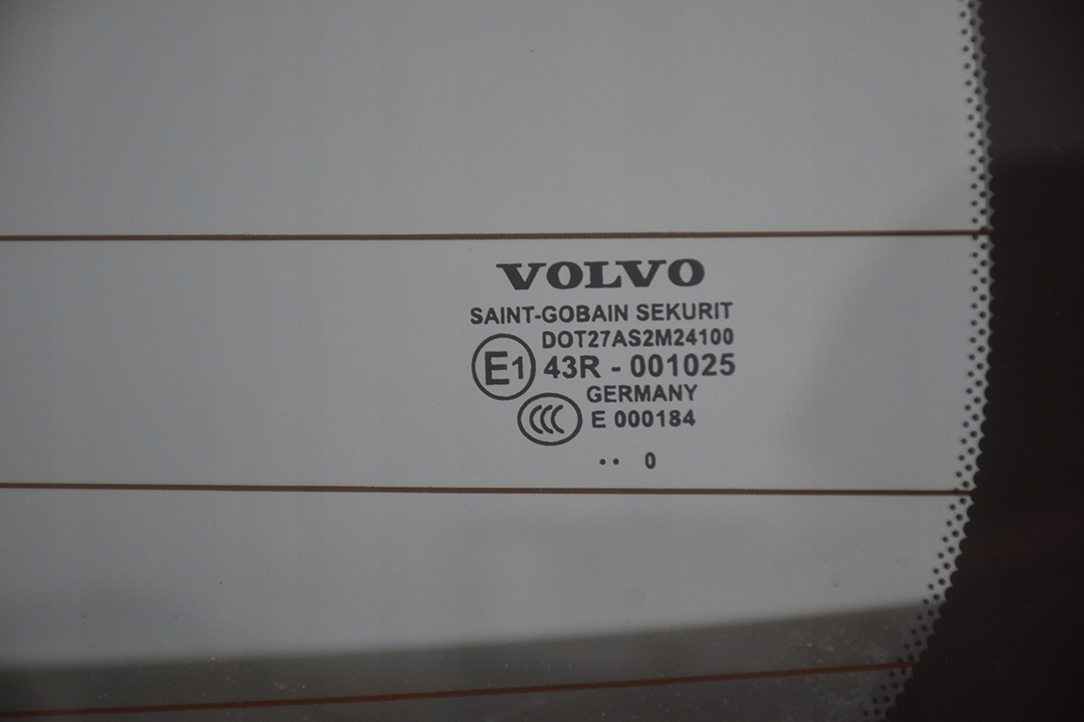 boot doors rear part VOLVO V50 and LIFT