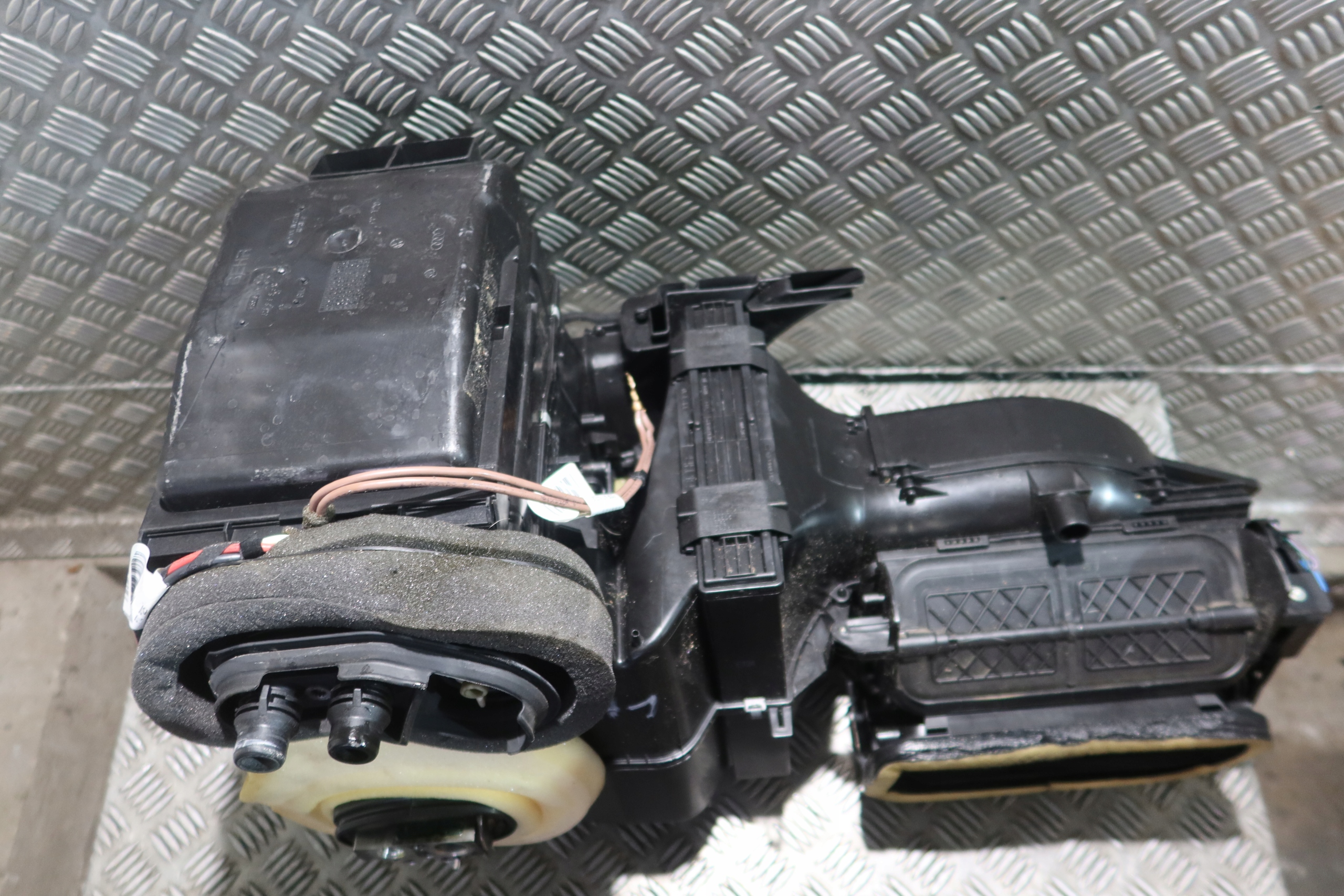 радиатор отопителя с . 8X1820003E Audi A1 1,2B