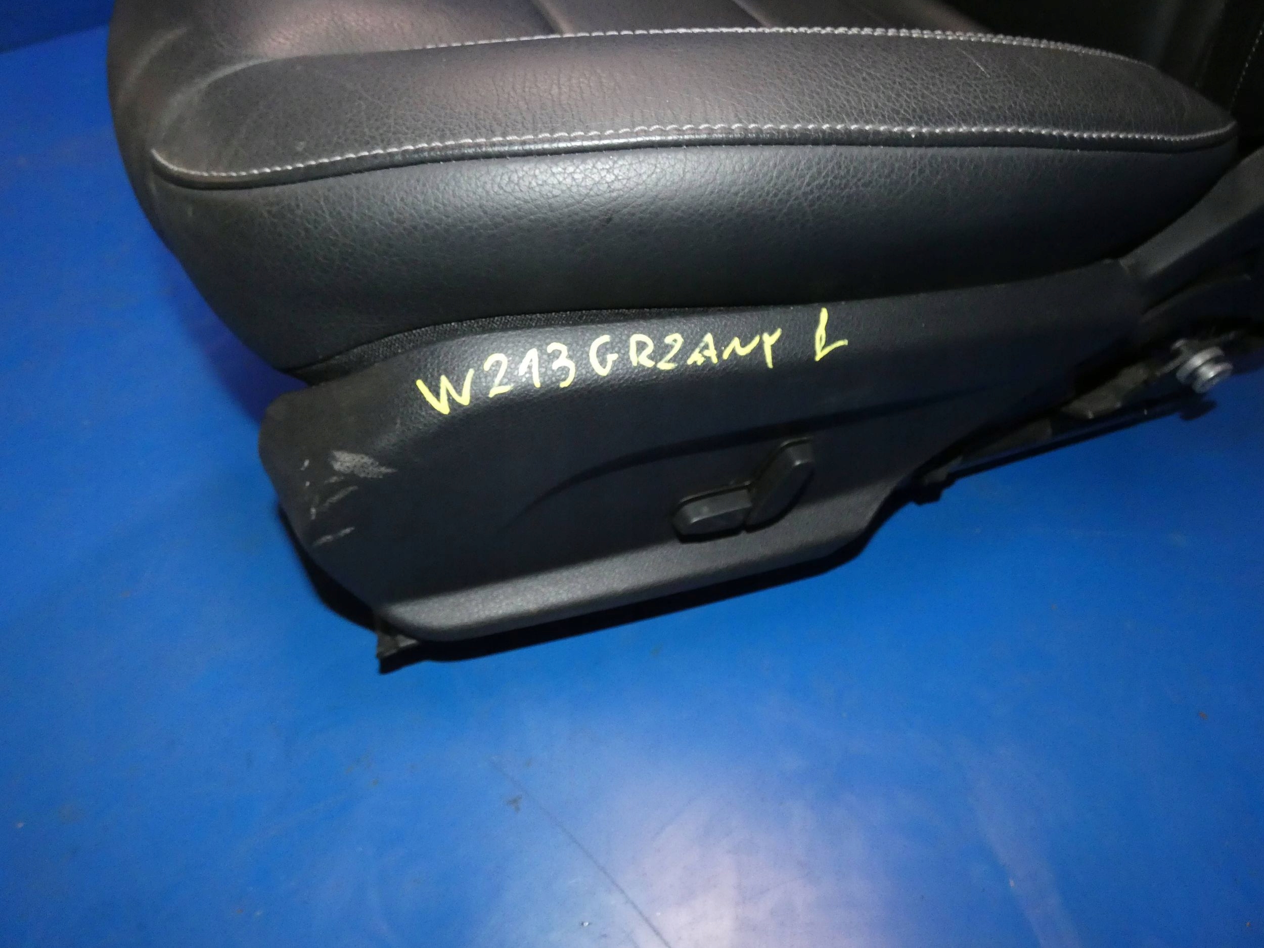 MERCEDES E KLASA W213 seat driver´s left PODGRZEWANY
