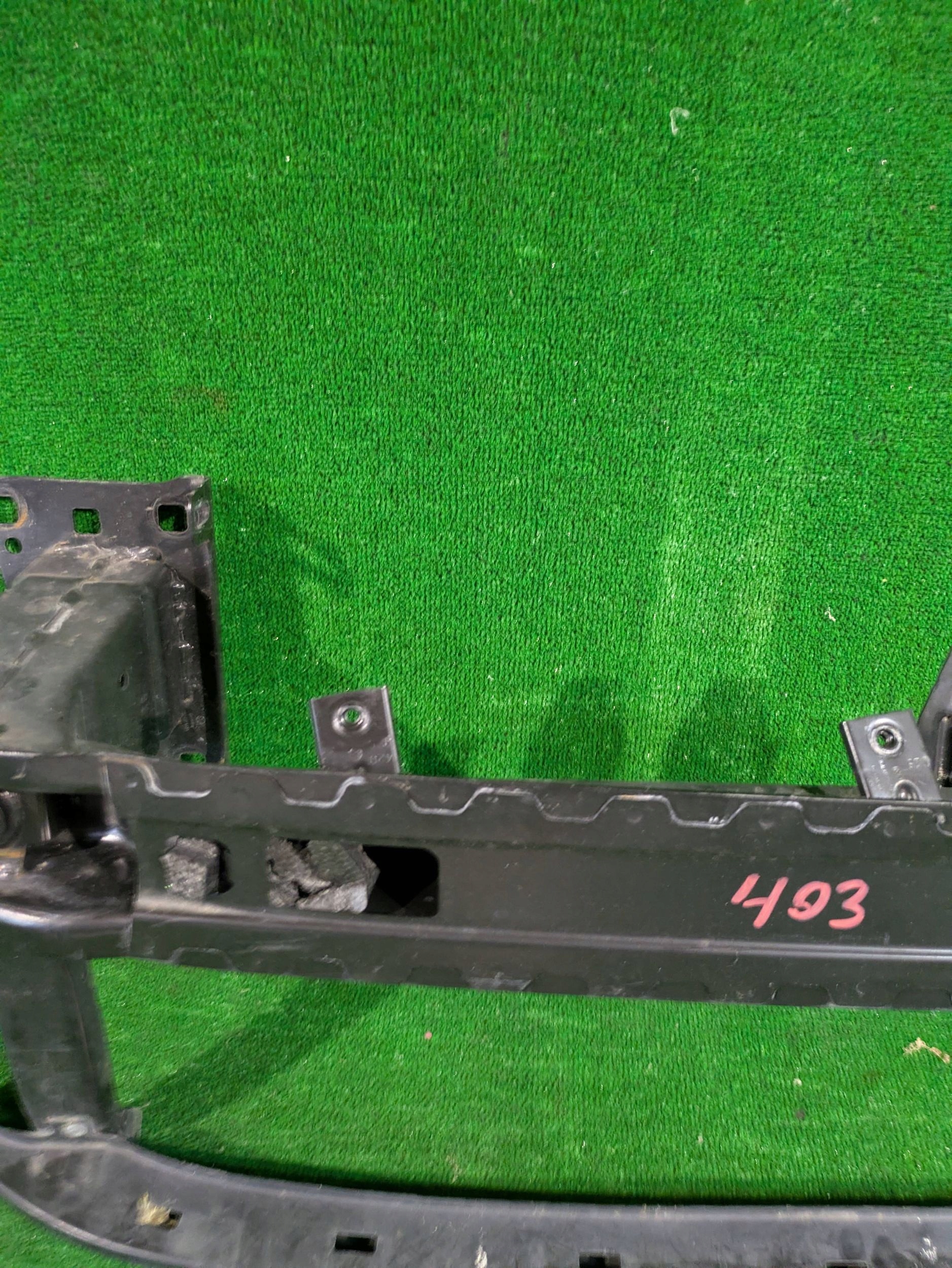 bumper support of the front front VW PASSAT B8 LIFT NR.403