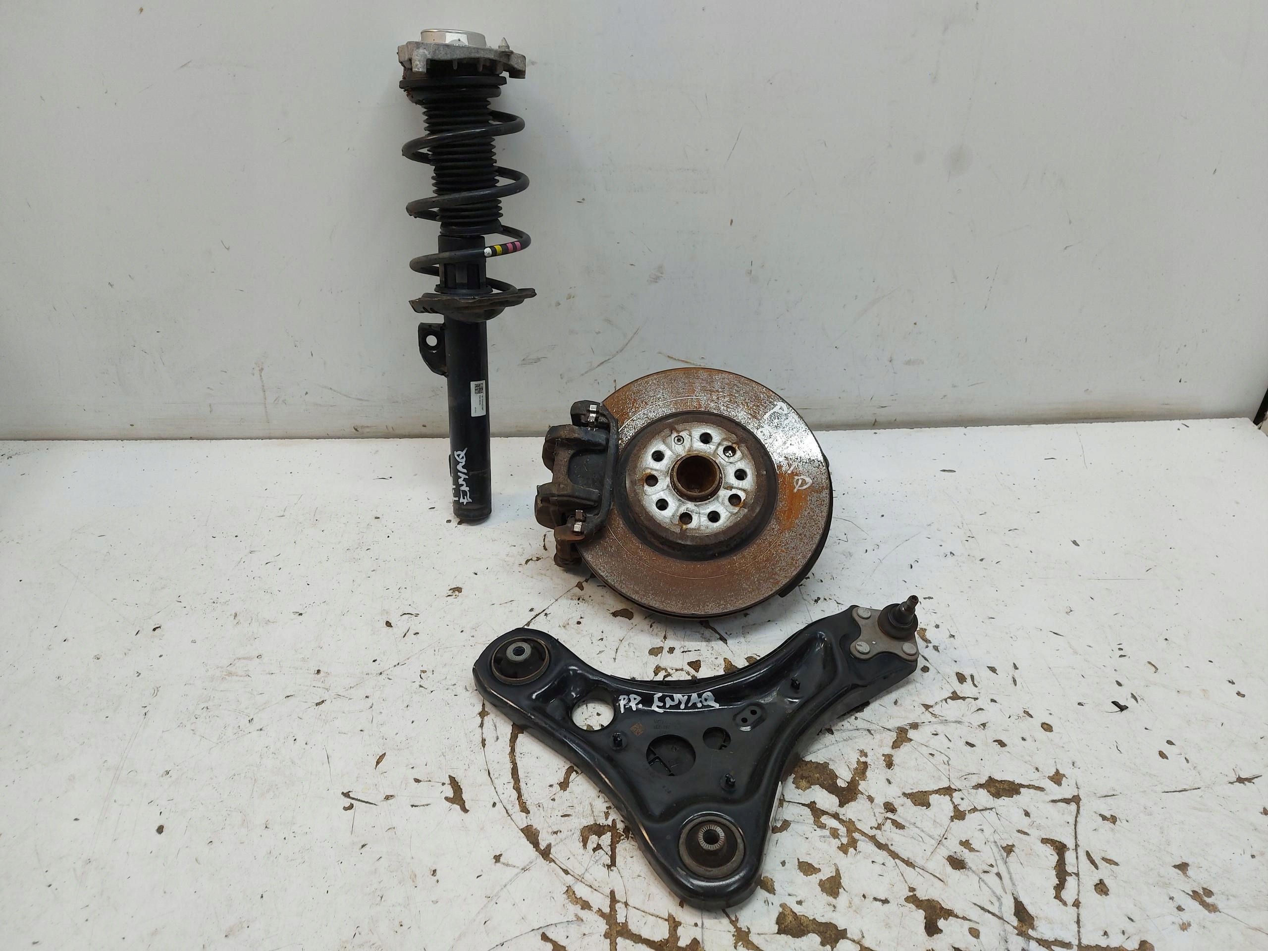 Skoda Enyaq 5LA iV60 swing shock absorber arm right front