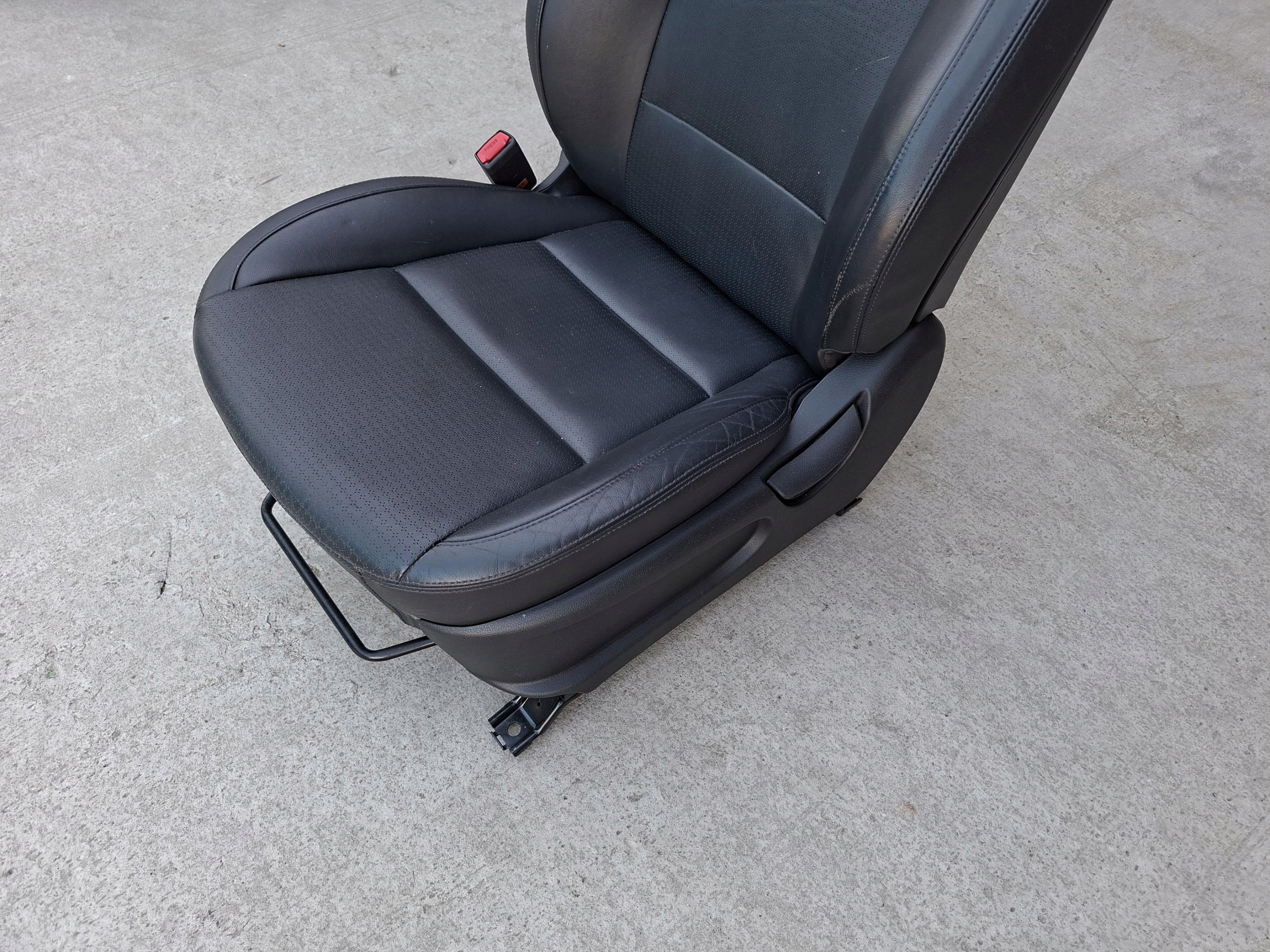 seat front front left GRZANY complete HYUNDAI SANTA FE III