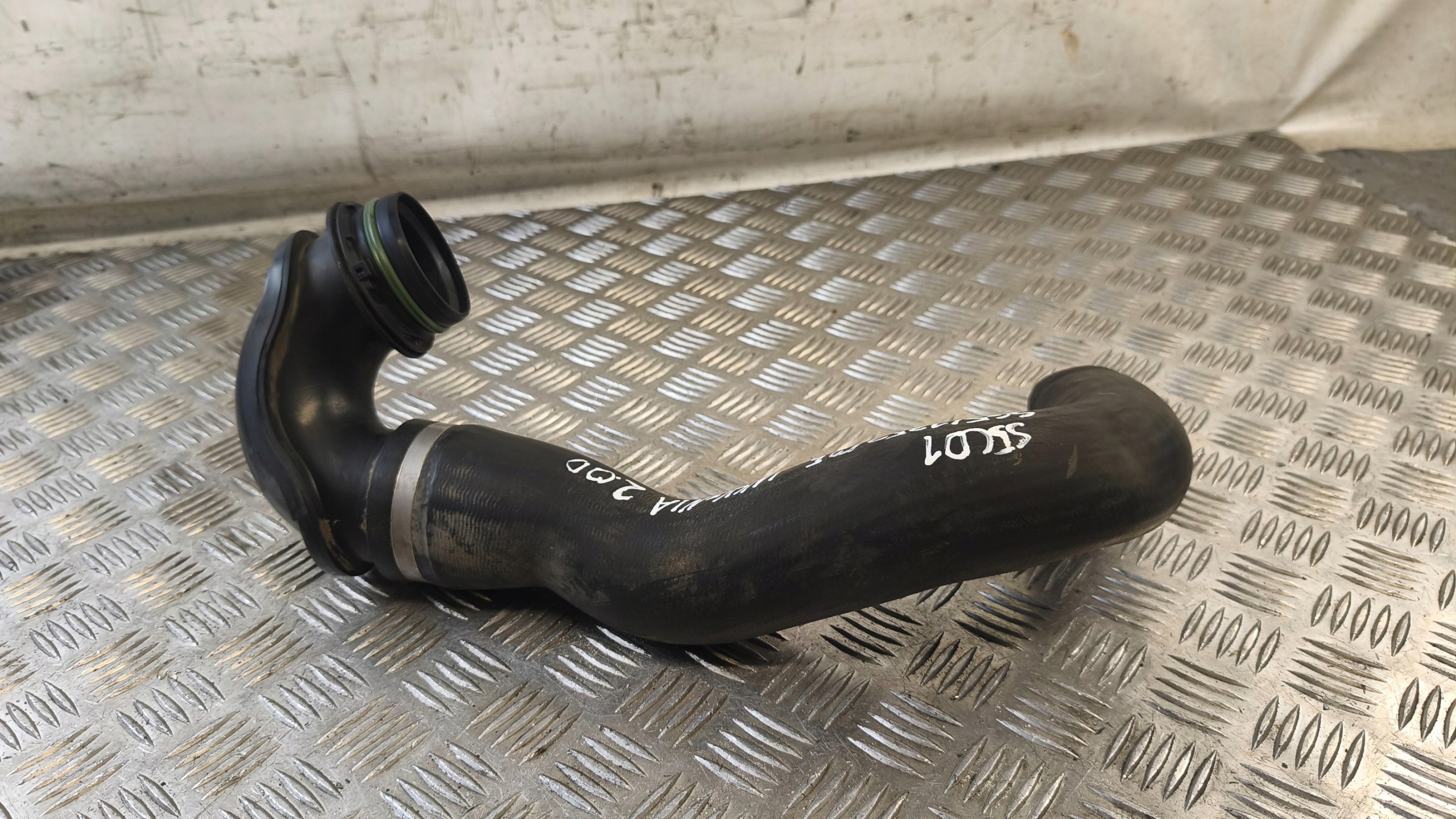 rohr DOLOT intercooler OPEL INSIGNIA A 2010 r 2.0CDTI