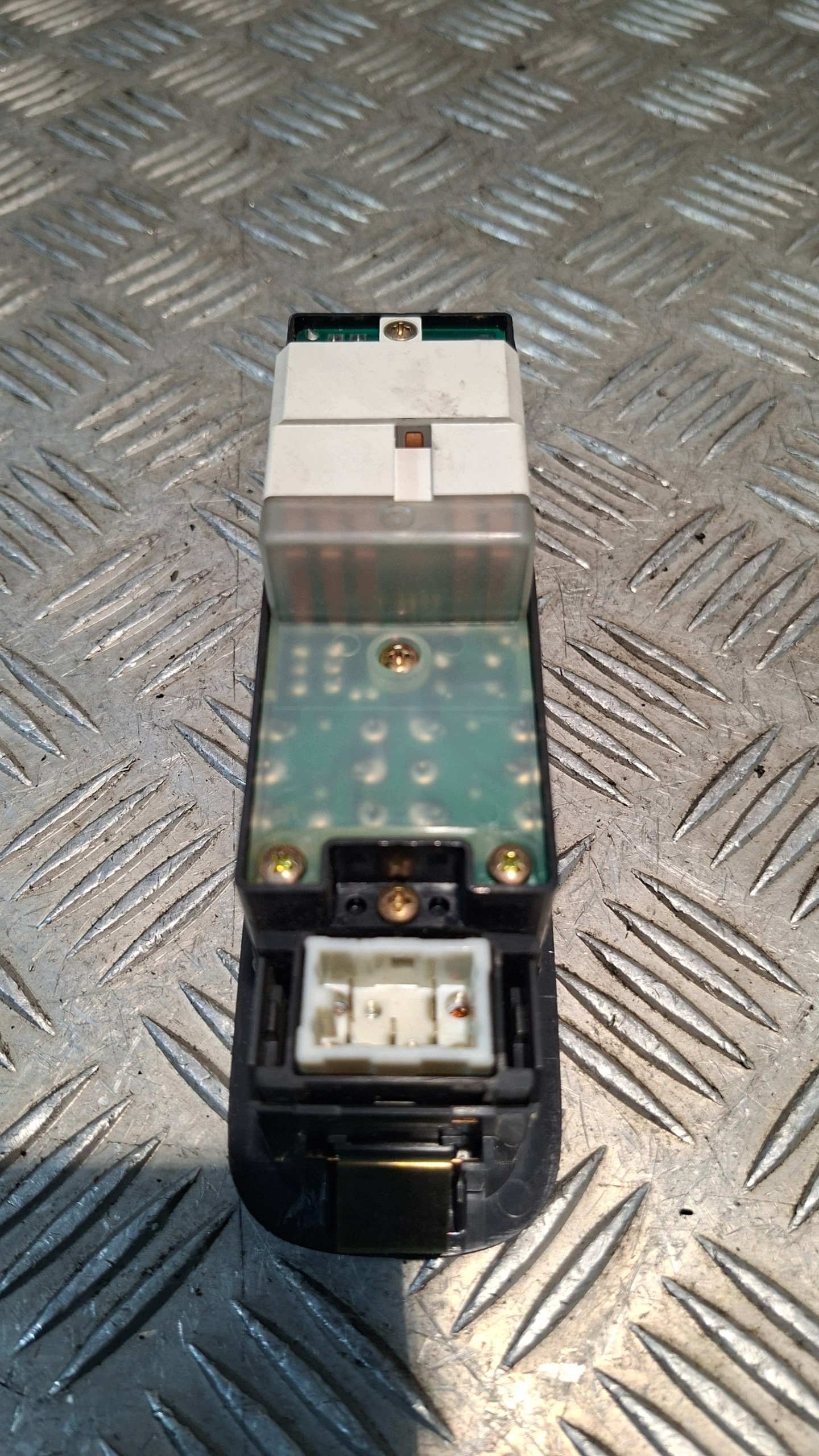 PANEL window control switch SUZUKI LIANA
