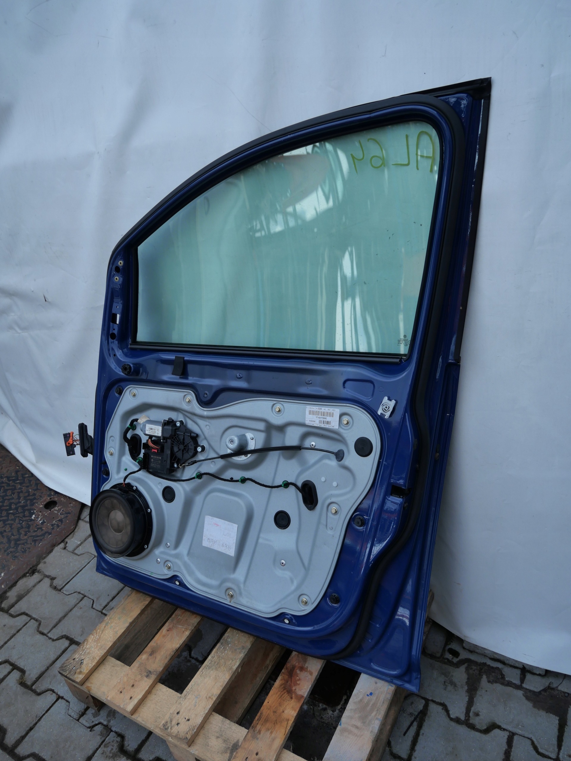 VW TOURAN front right door