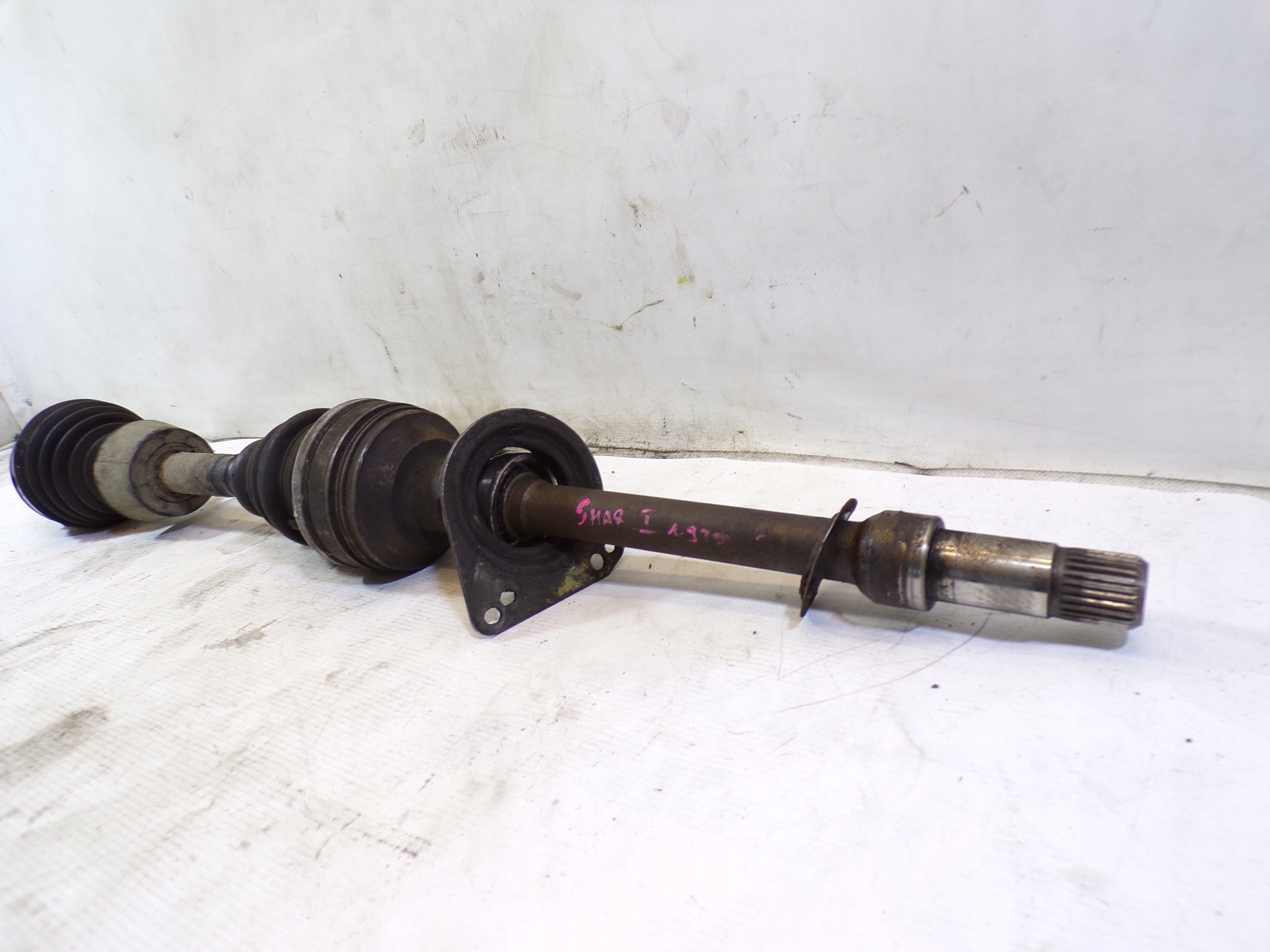 semi-axis left VOLKSWAGEN SHARAN 1 1.9 TDI SPAWANA