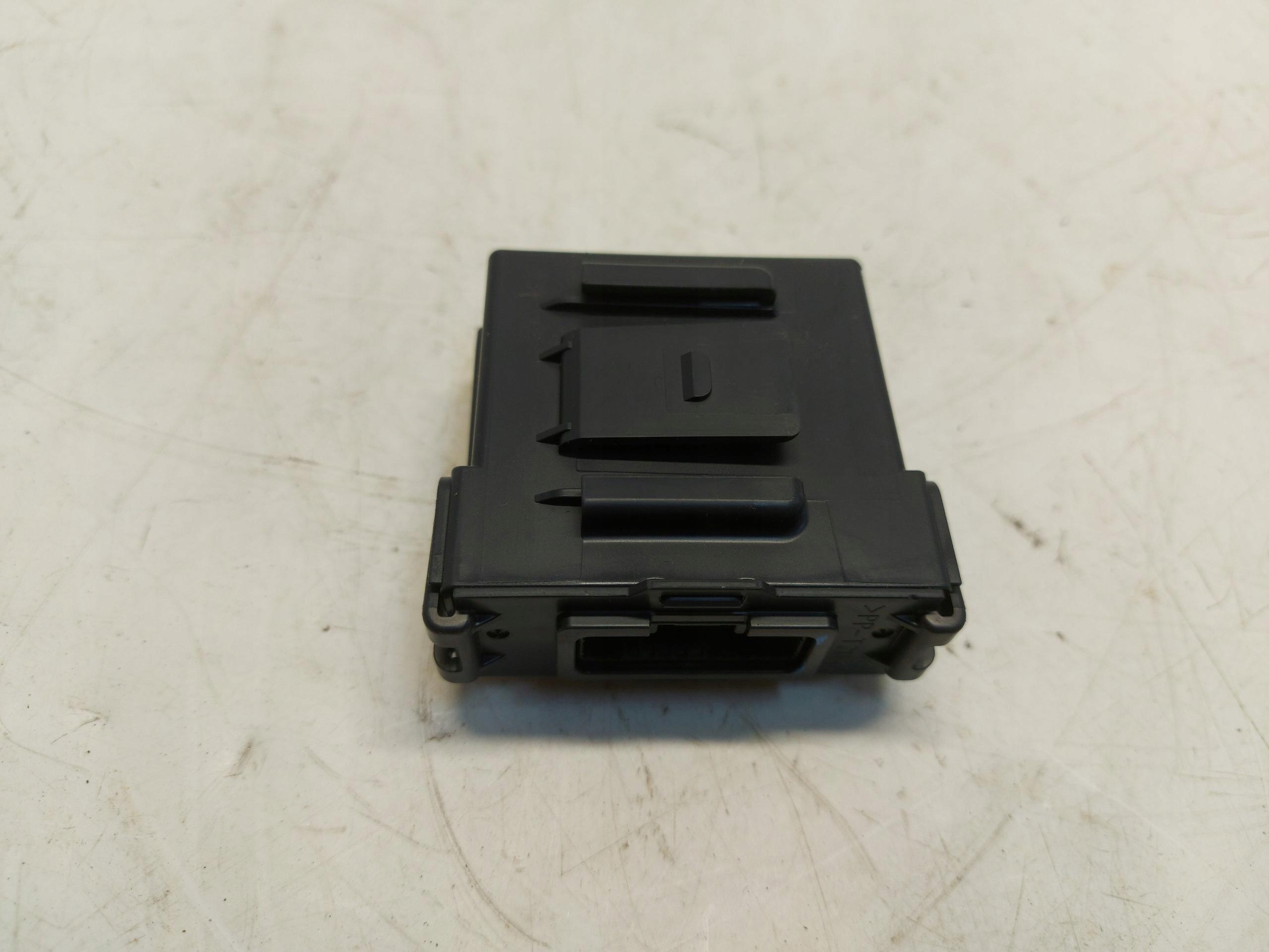 Renault Arkana, RS-Line modulo Centralina per batteria 284E77557R