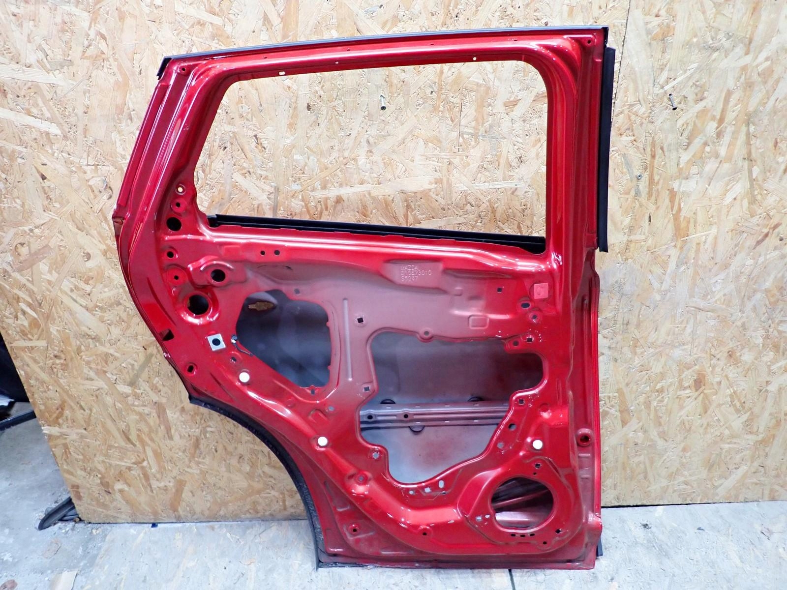 door left rear. left rear part MAZDA CX3 CX 3 DK 2015- D10E73010