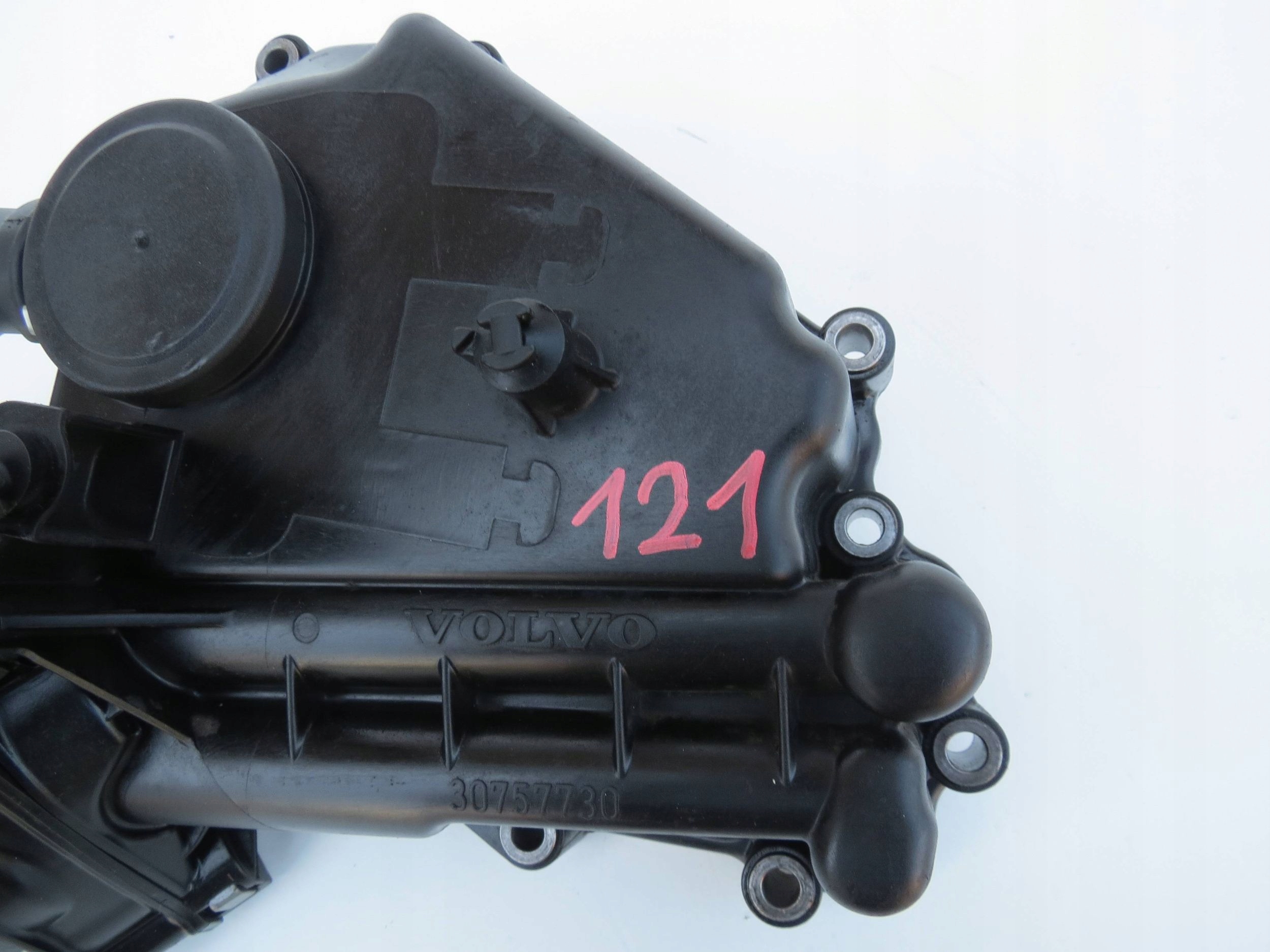 PODSTAWA OBUDOWA FILTRA OLEJU VOLVO V60 C30 S40 V50 C70 30757730