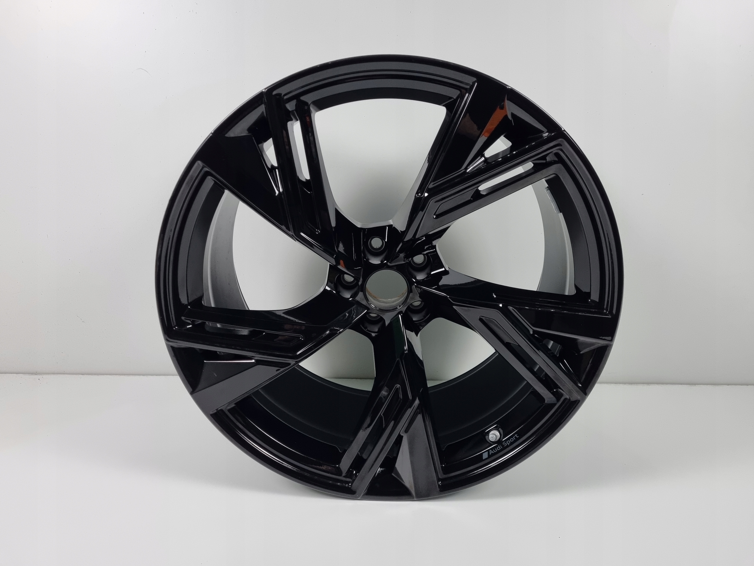 AUDI RS6 RS7 Q8 Q7 FELGA ALUMINIOWA 22' ET19 10.5J 5X112 4K0601025S