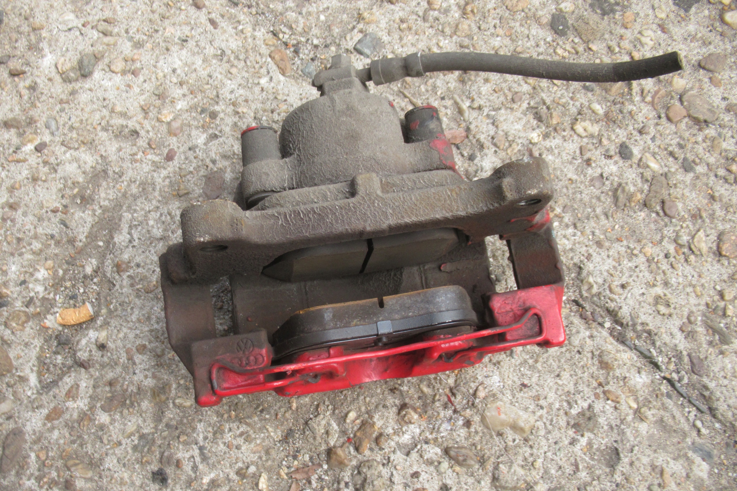 AUDI Q3 2.0 TSI caliper brake right front