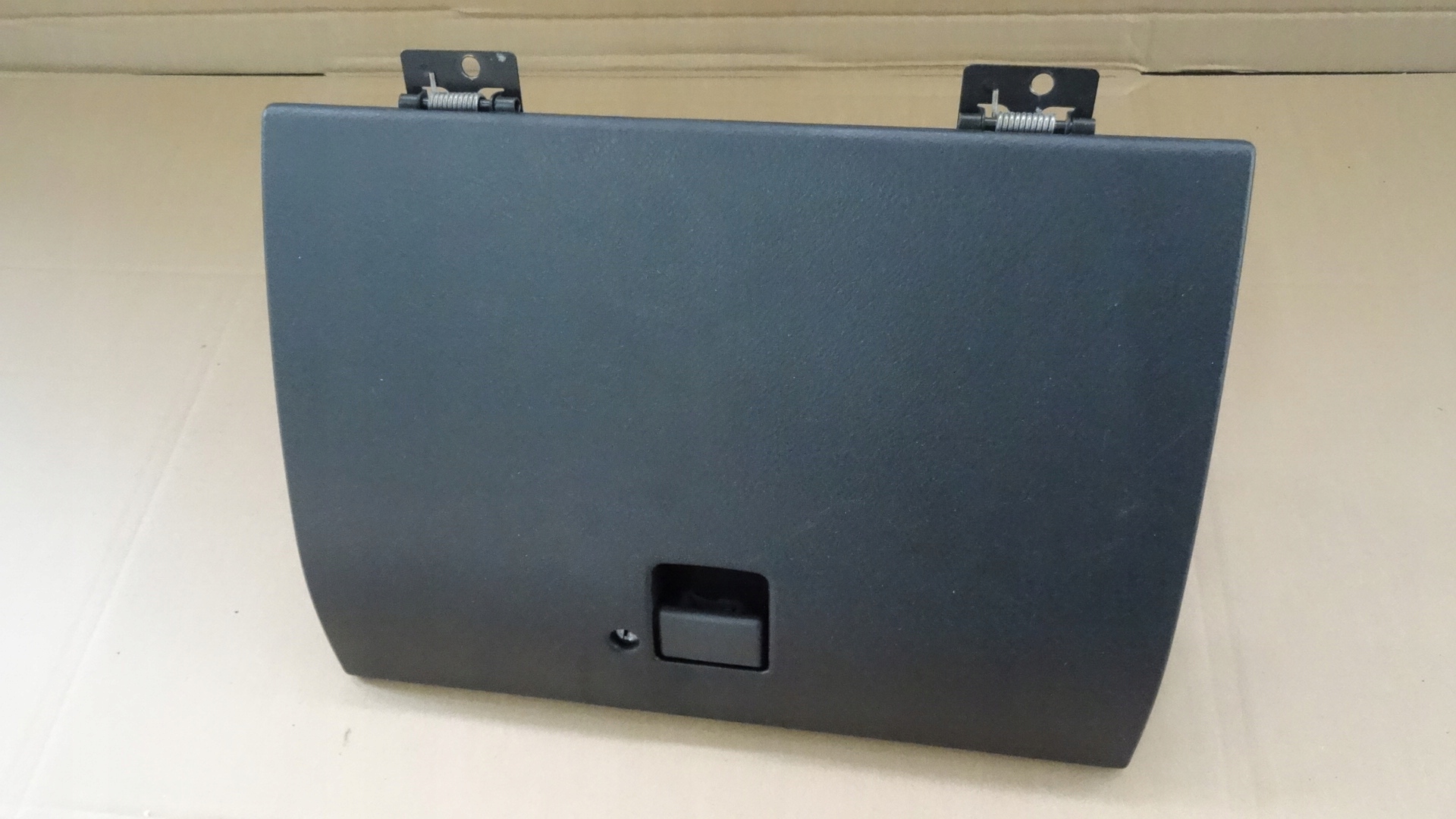 opel FRONTERA b РЕСТАЙЛИНГ бардачок