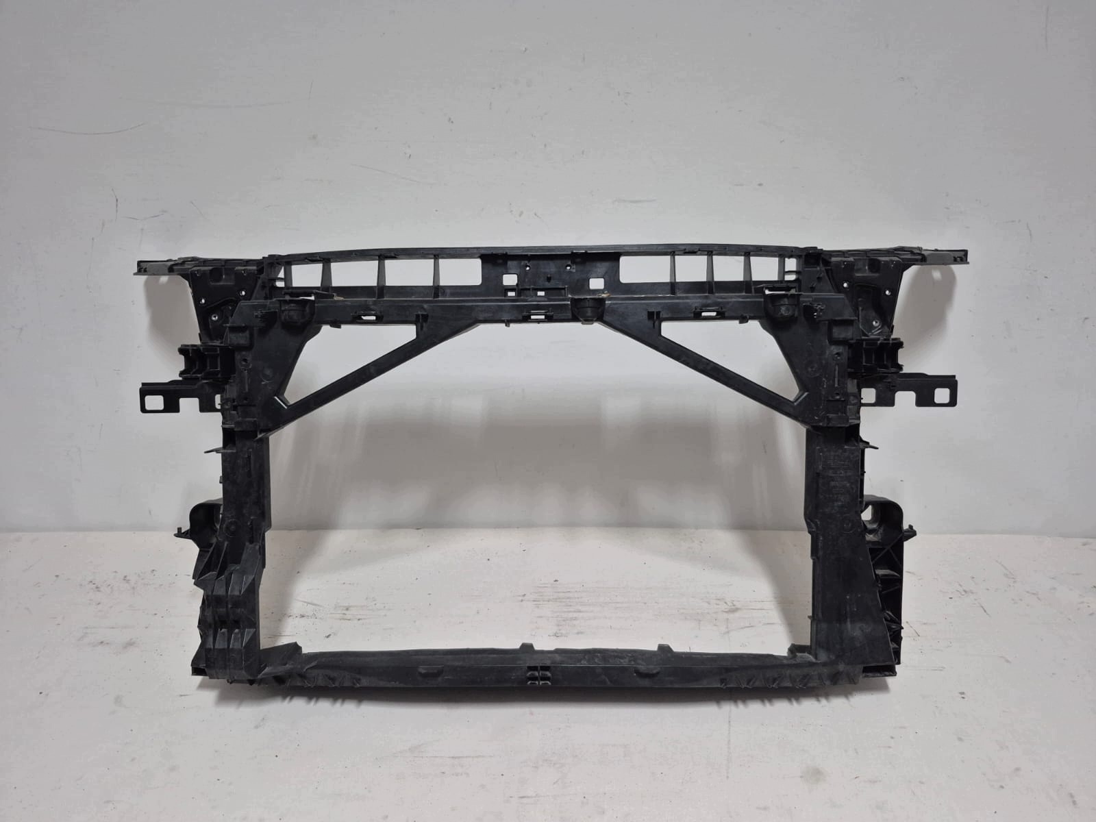 AUDI A3 8Y support panel for radiators pillar front 8Y0805588