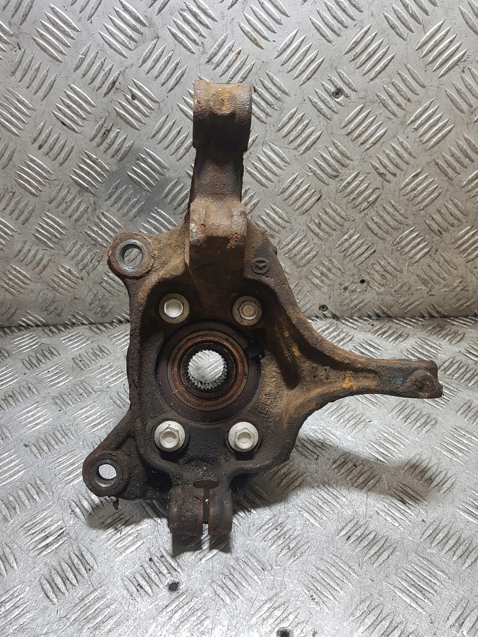 otoč čepu pravý předek MAZDA 6 GJ GHT634700A