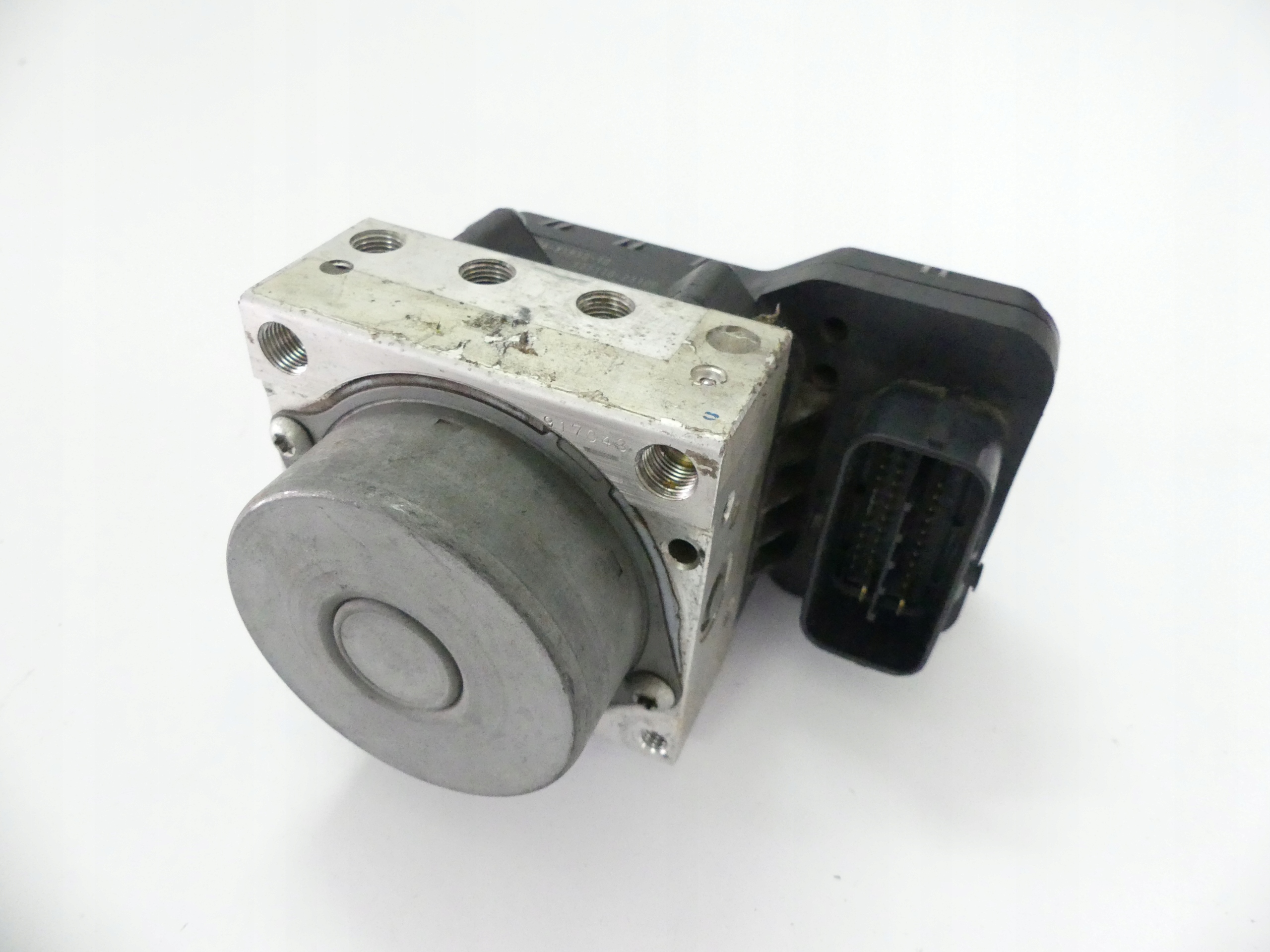 3P6-85930-10 - НАСОС ABS YAMAHA FJR 1300 06-12