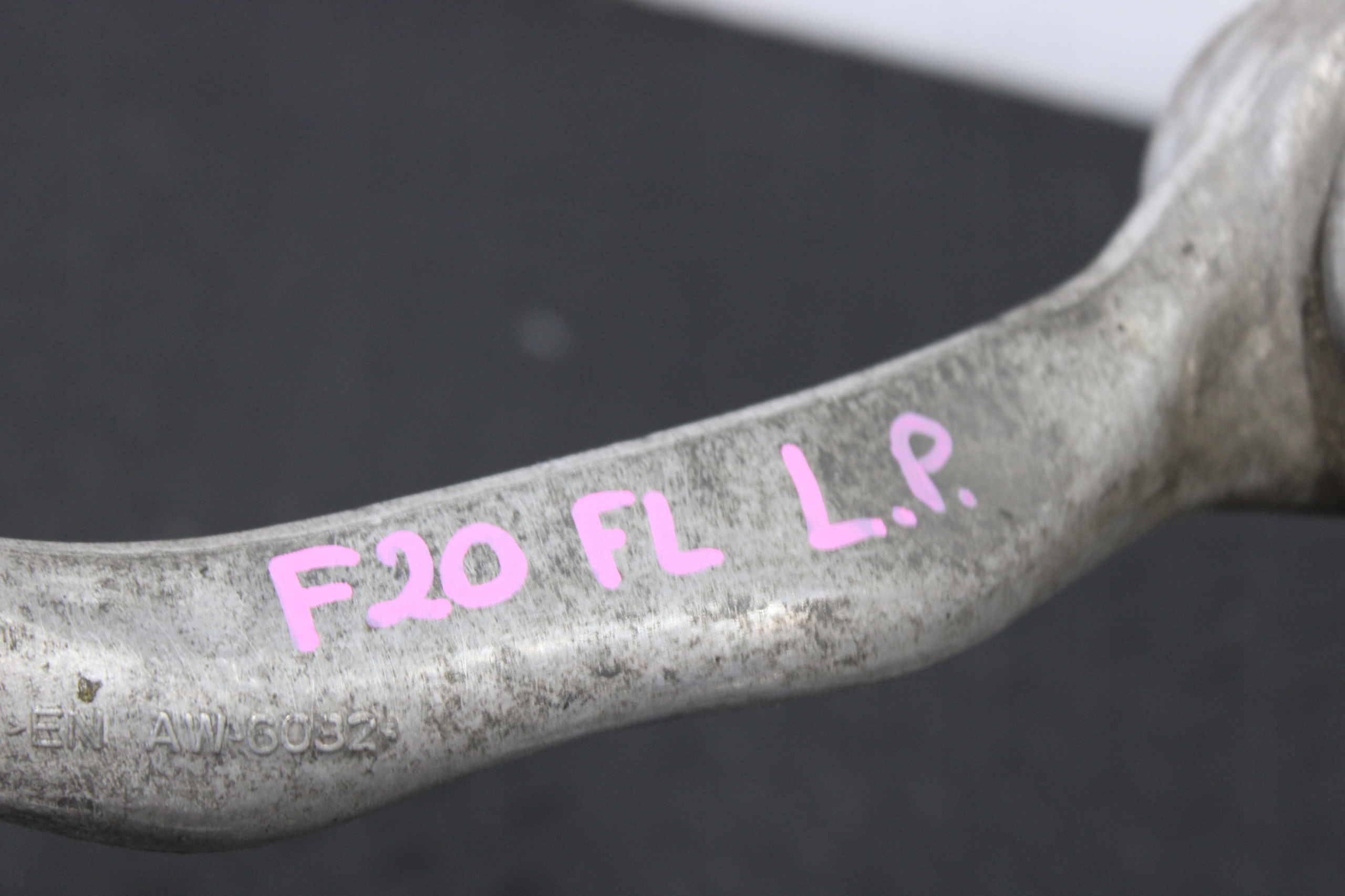 arm left front BMW 1 F20 LIFT