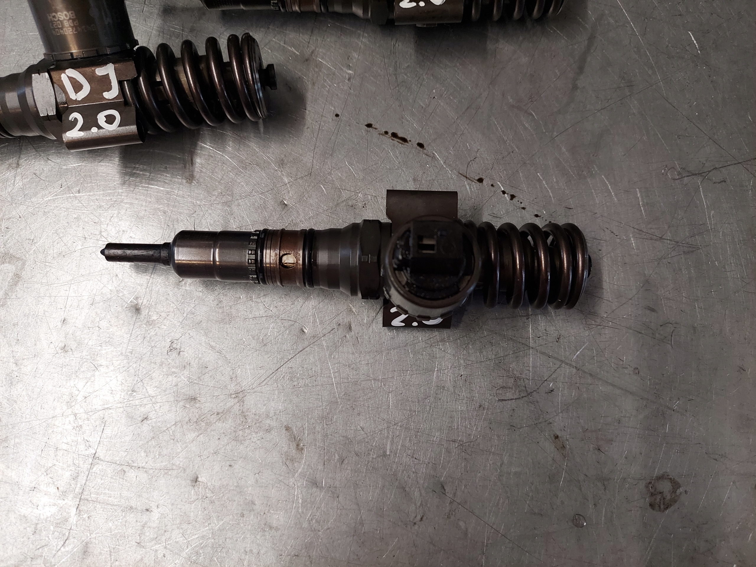 JOURNEY 2.0 TDI CRD 06-11R НАСОС-ФОРСУНКА