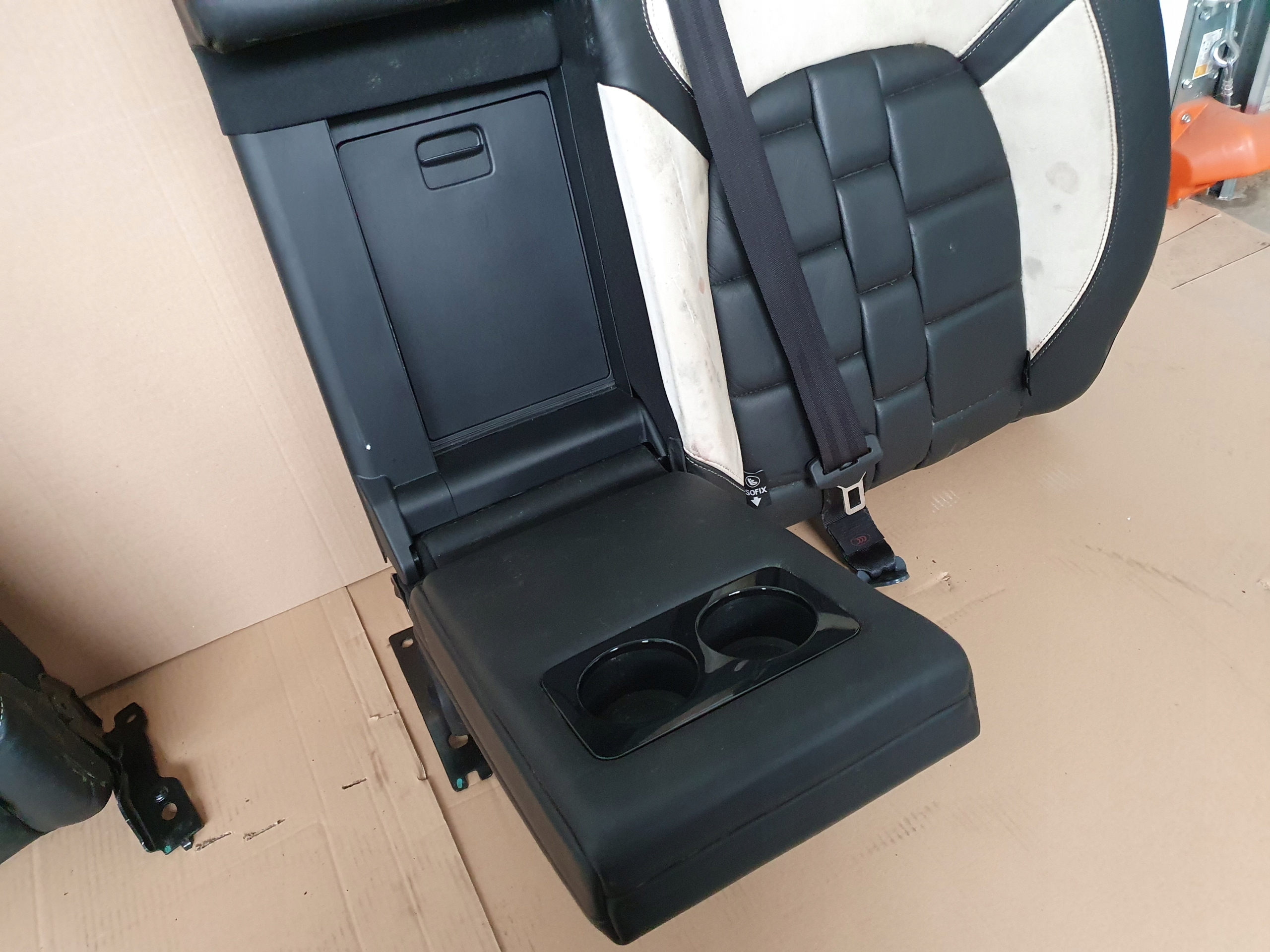 диван зад кожа CITROEN DS5