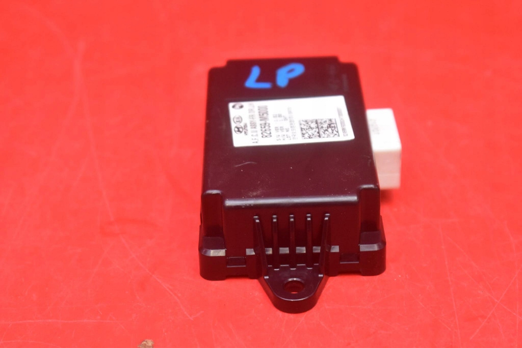 control unit module door left front 82659-M5000 HYUNDAI NEXO 18