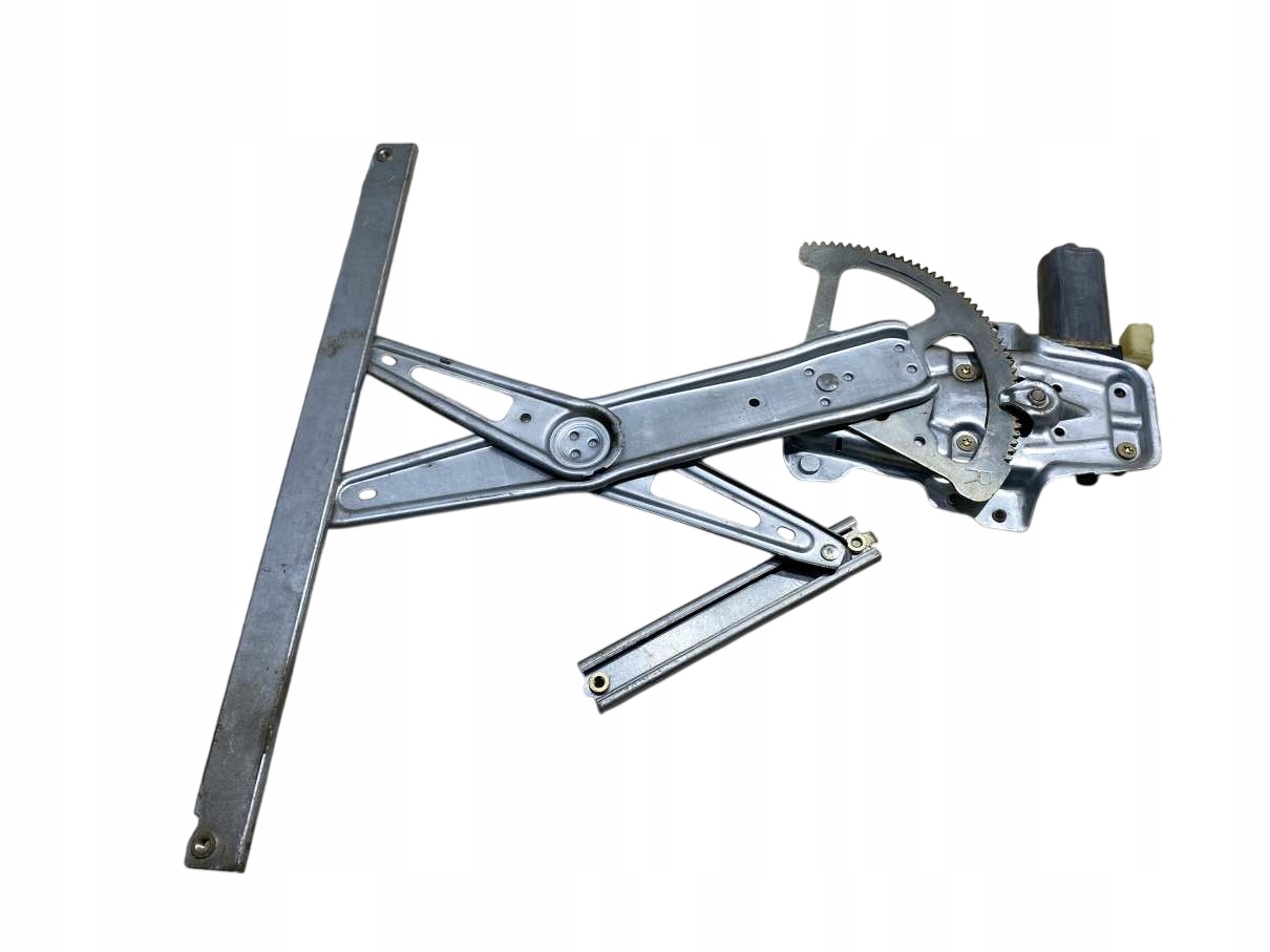 window regulator right front TOYOTA YARIS and FL 0130822017