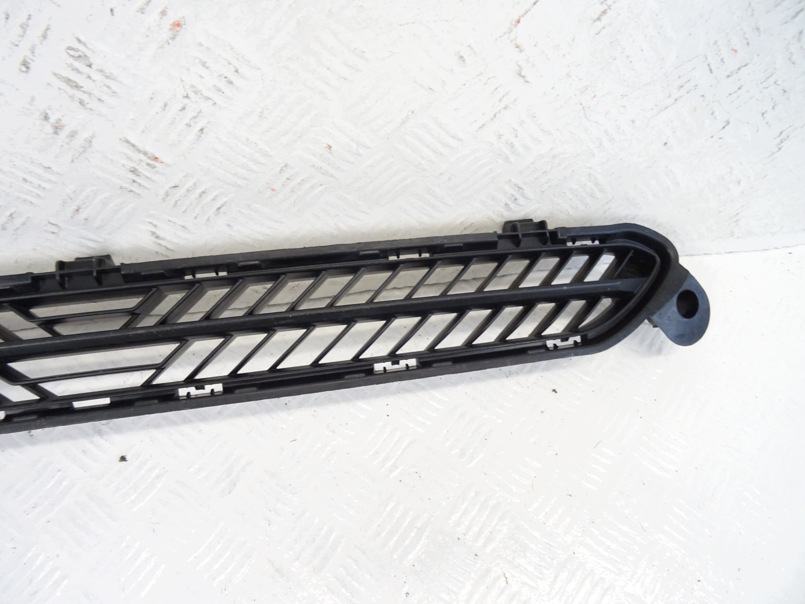 grid of a bumper front front CITROEN C4 III 9834691980