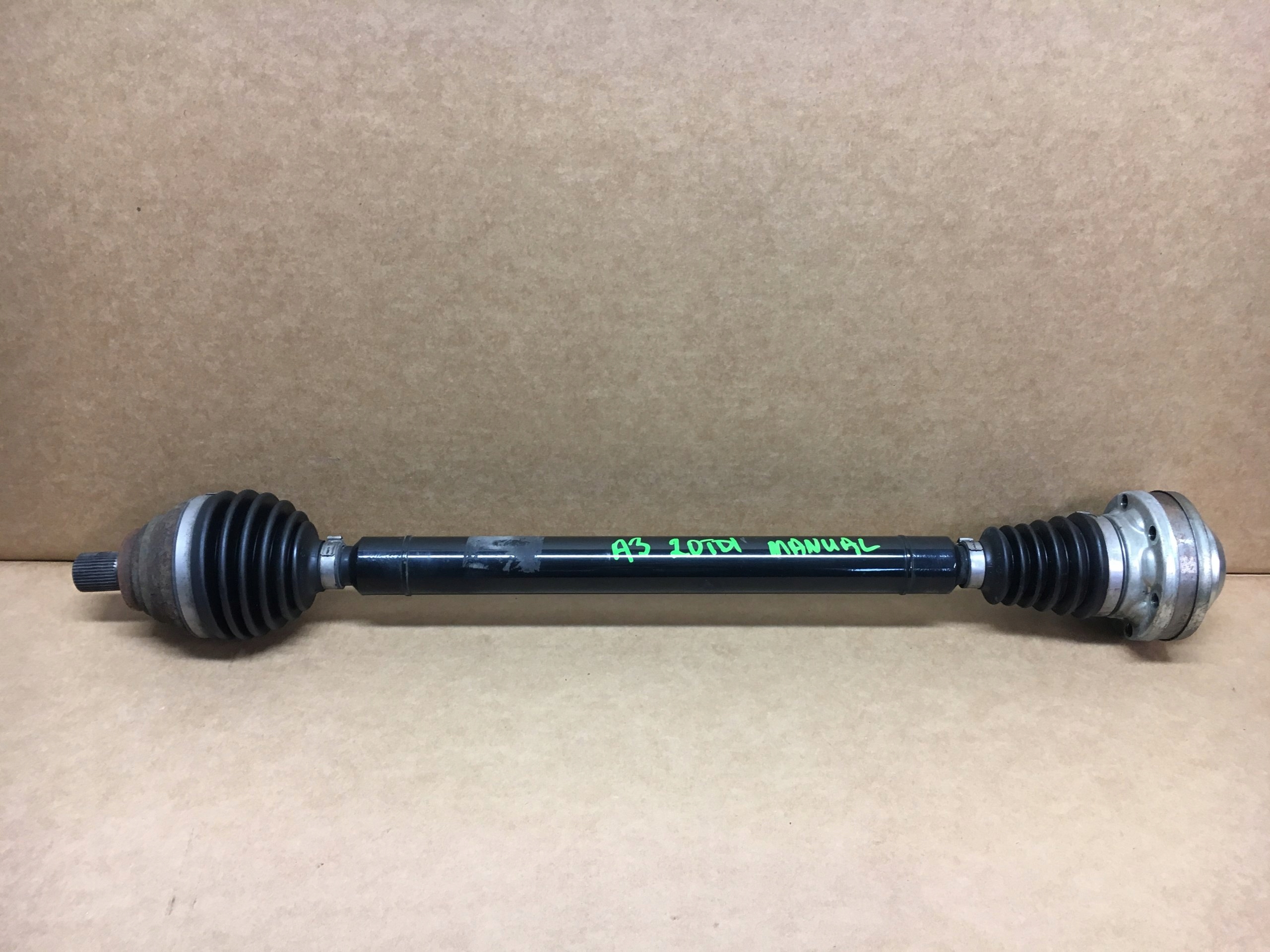 AUDI A3 8V 2.0TDI semi-axis right