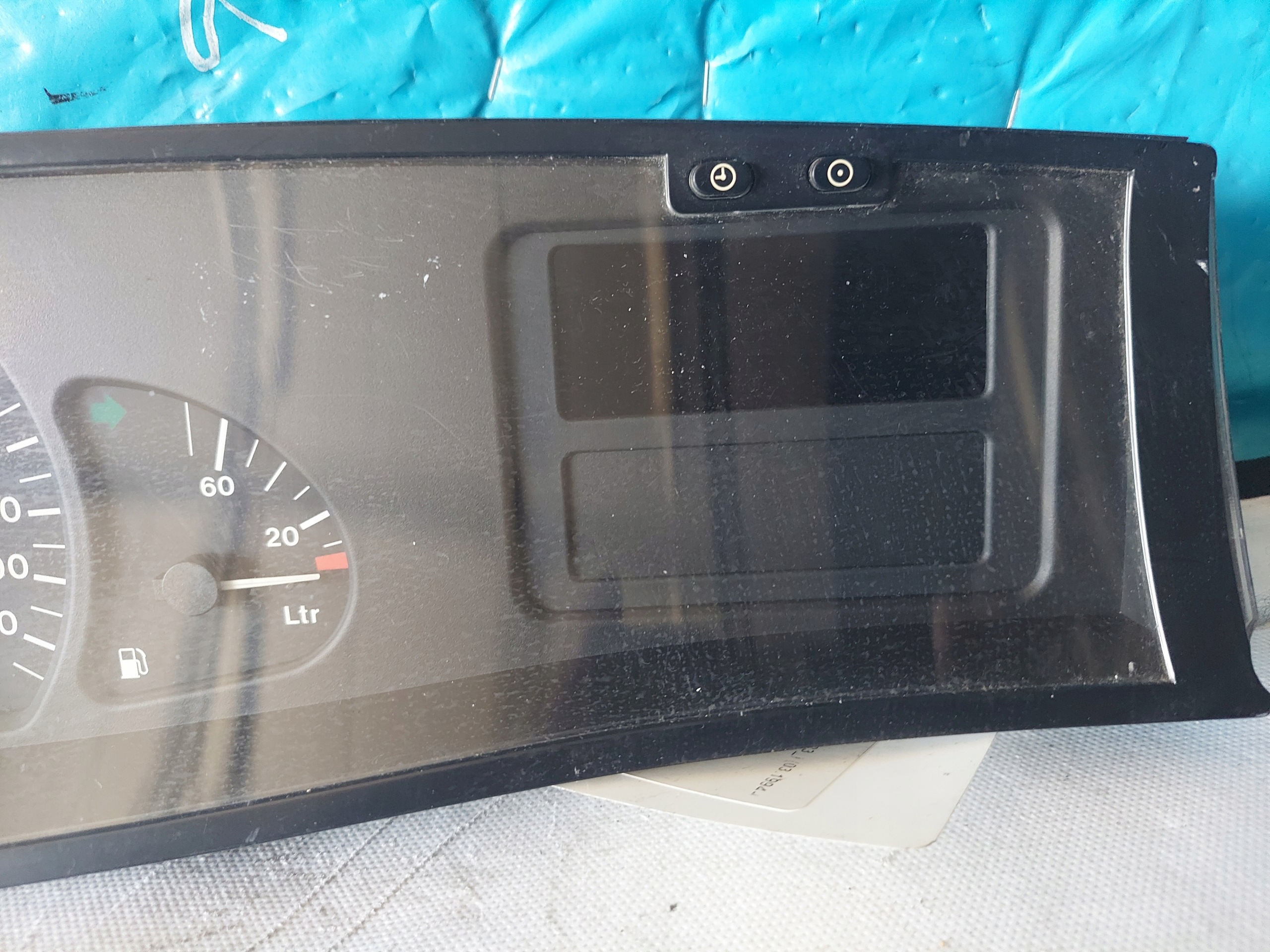 dials clock OPEL OMEGA B 2.0 16V 88481706