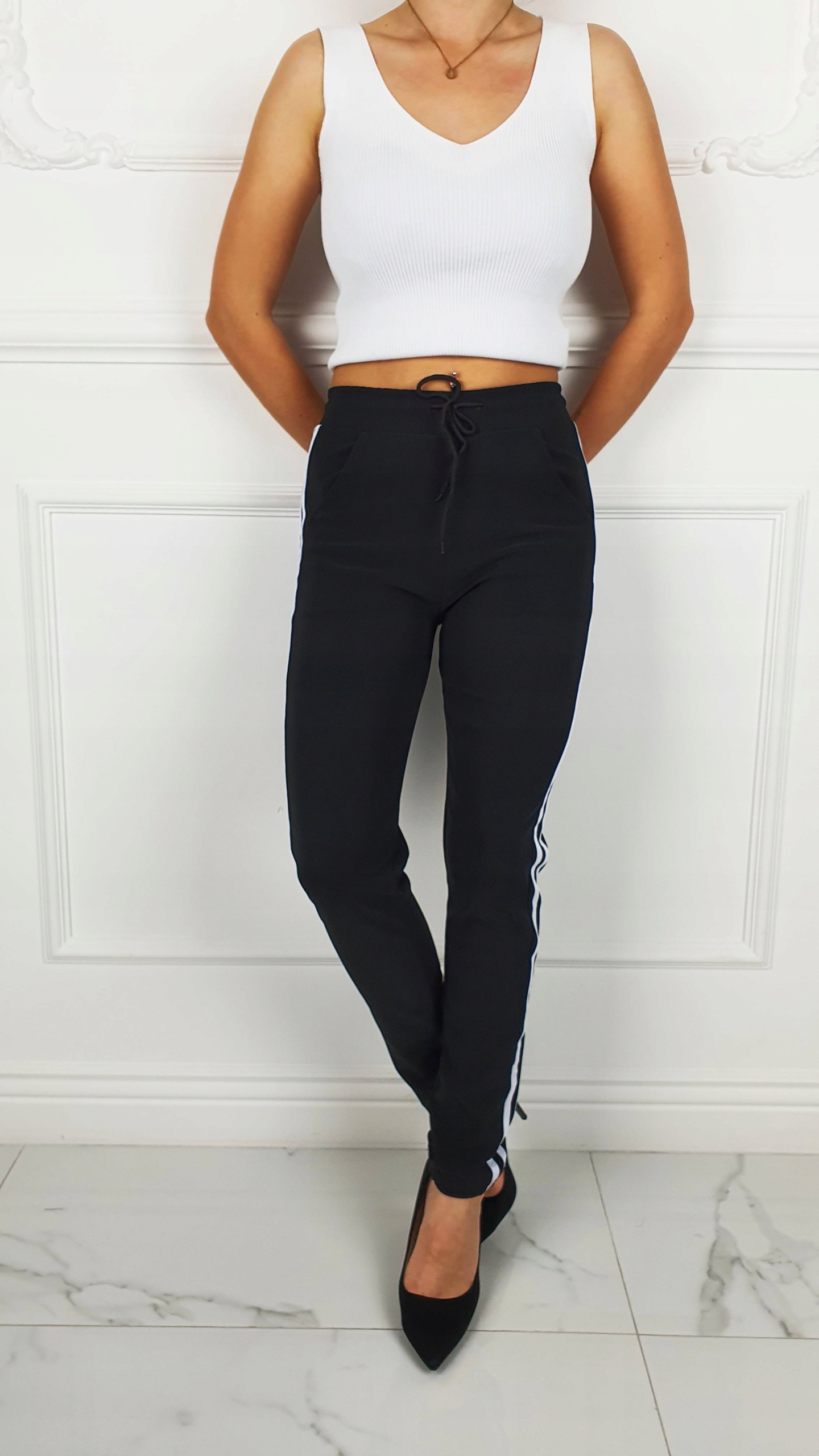 DAMSKIE SPODNIE DRESOWE DOPASOWANE LAMASY BLACK 2 Model HL