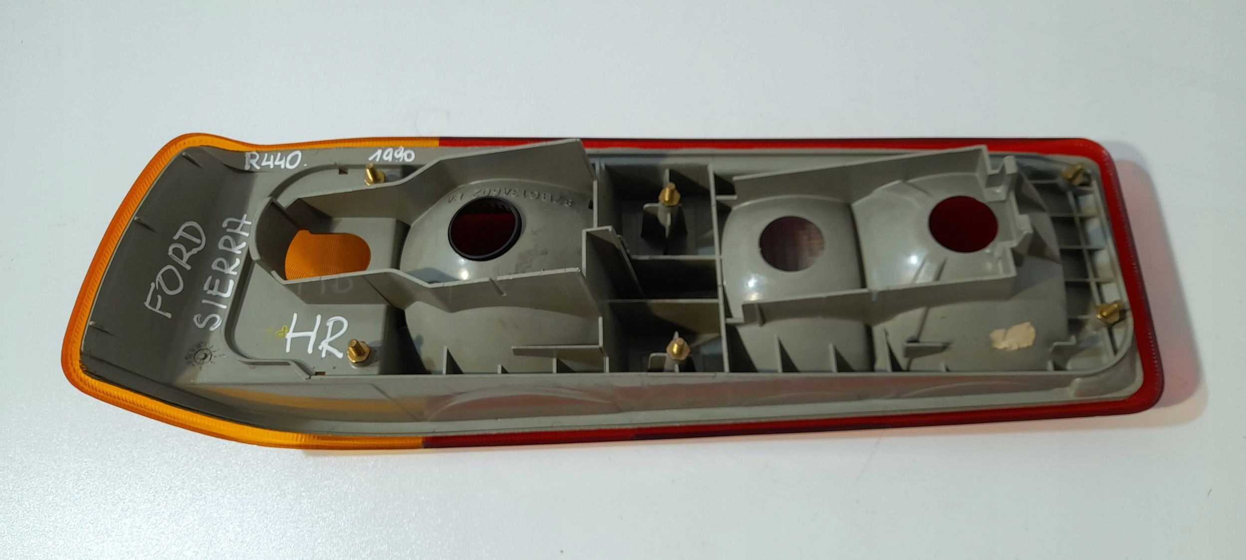 Ford Sierra light rear right 87BG13A602BA (R440)
