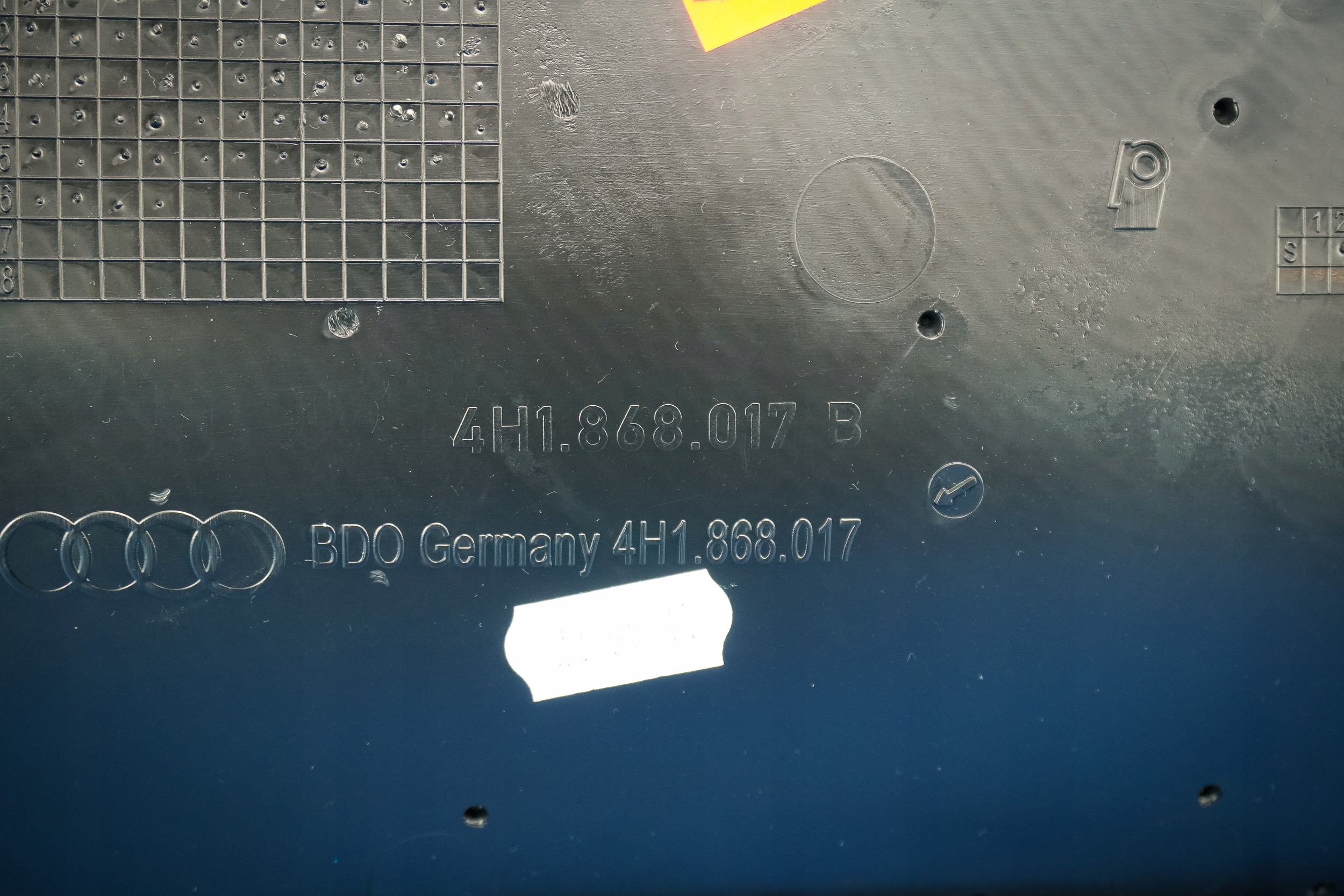 upholstery side door front left Audi A8 S8 4H