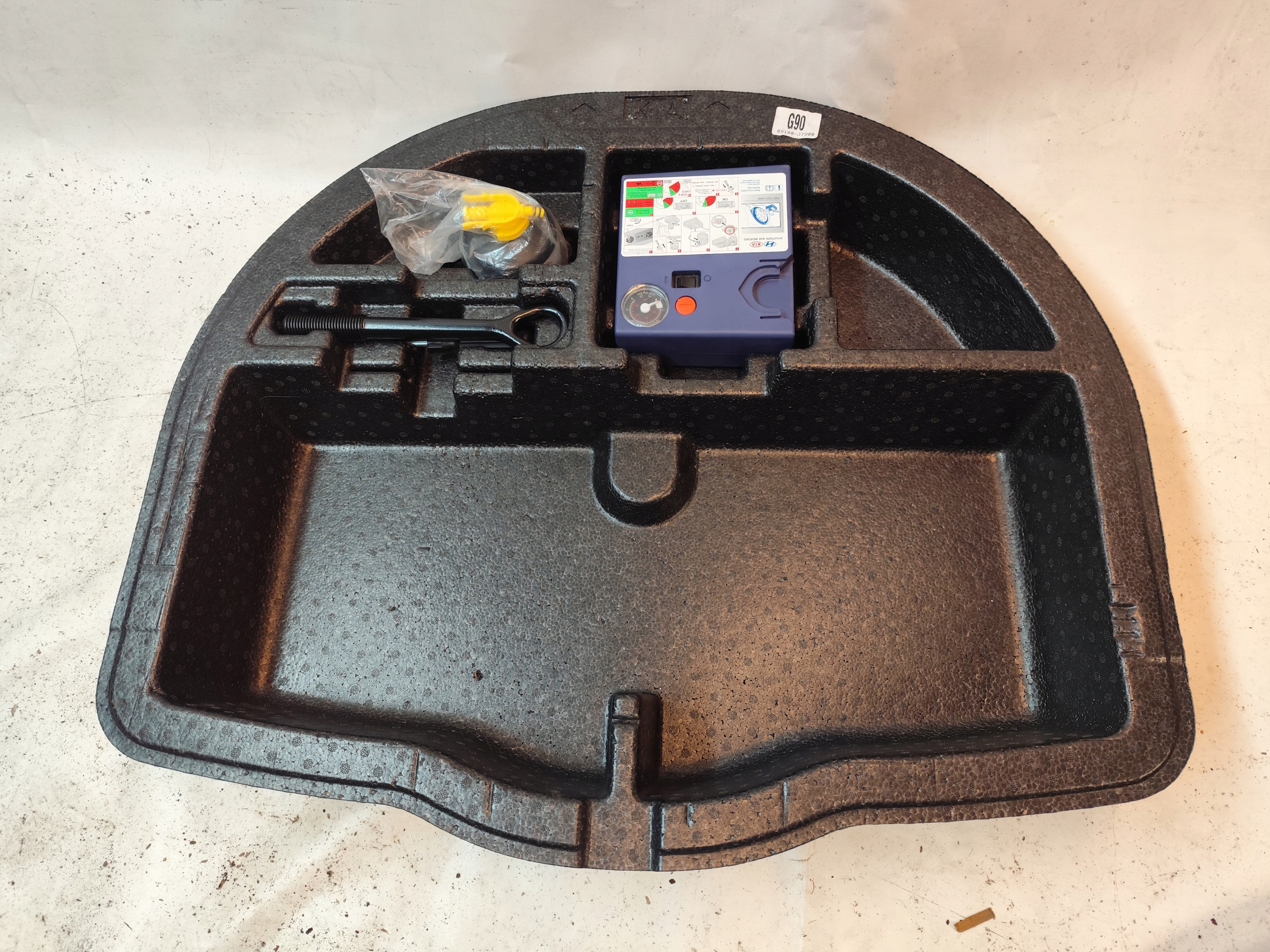 KIA PRO CEED III Cric Roues de la roue de secours