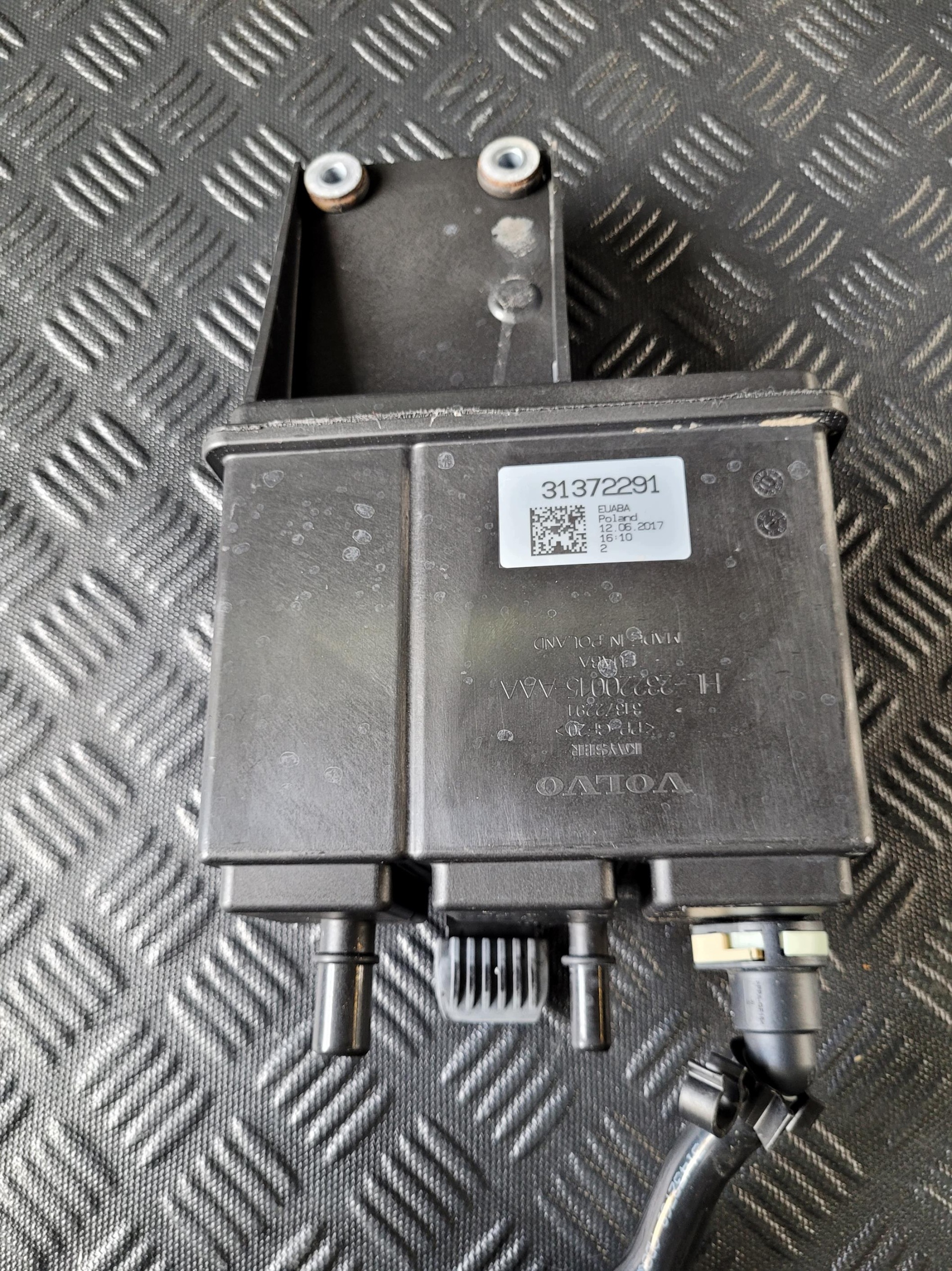 karbonski filter 31372291 VOLVO XC60 II 2.0 T8 PHEV HYBRID