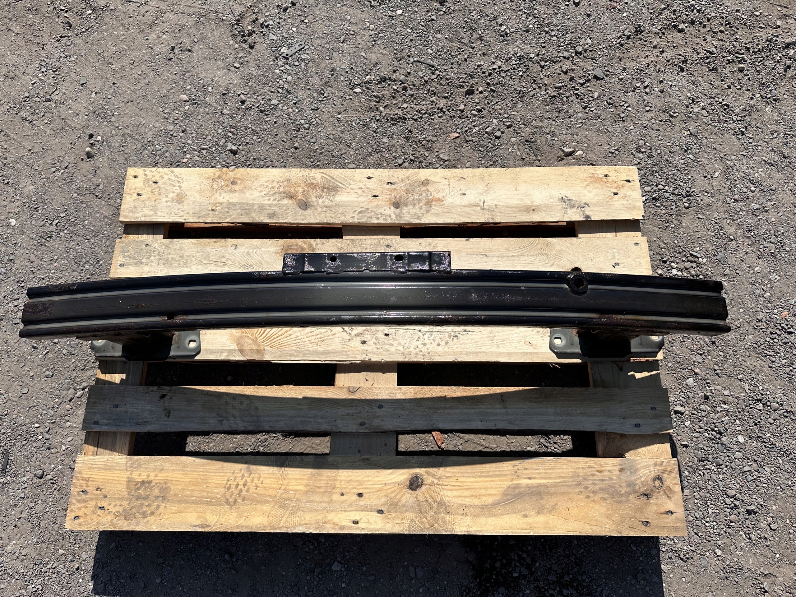 sider holder pillar rear part rear Lincoln Continental 2017