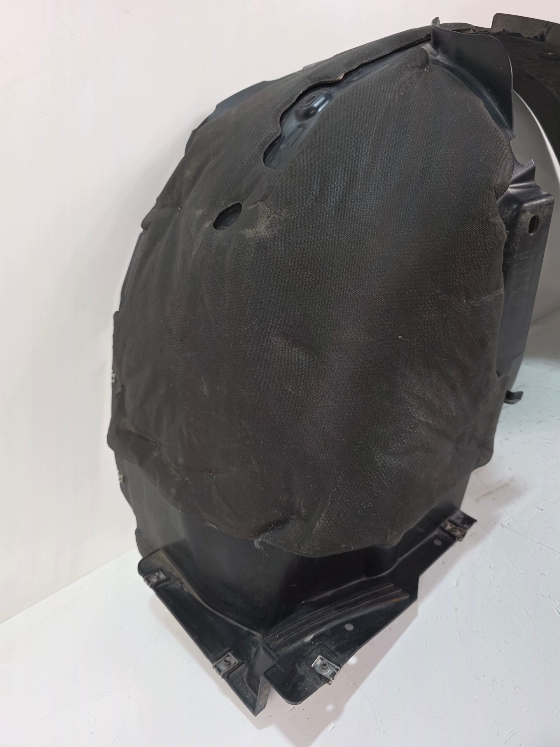 mudguard right front JEEP AVENGER 52170942