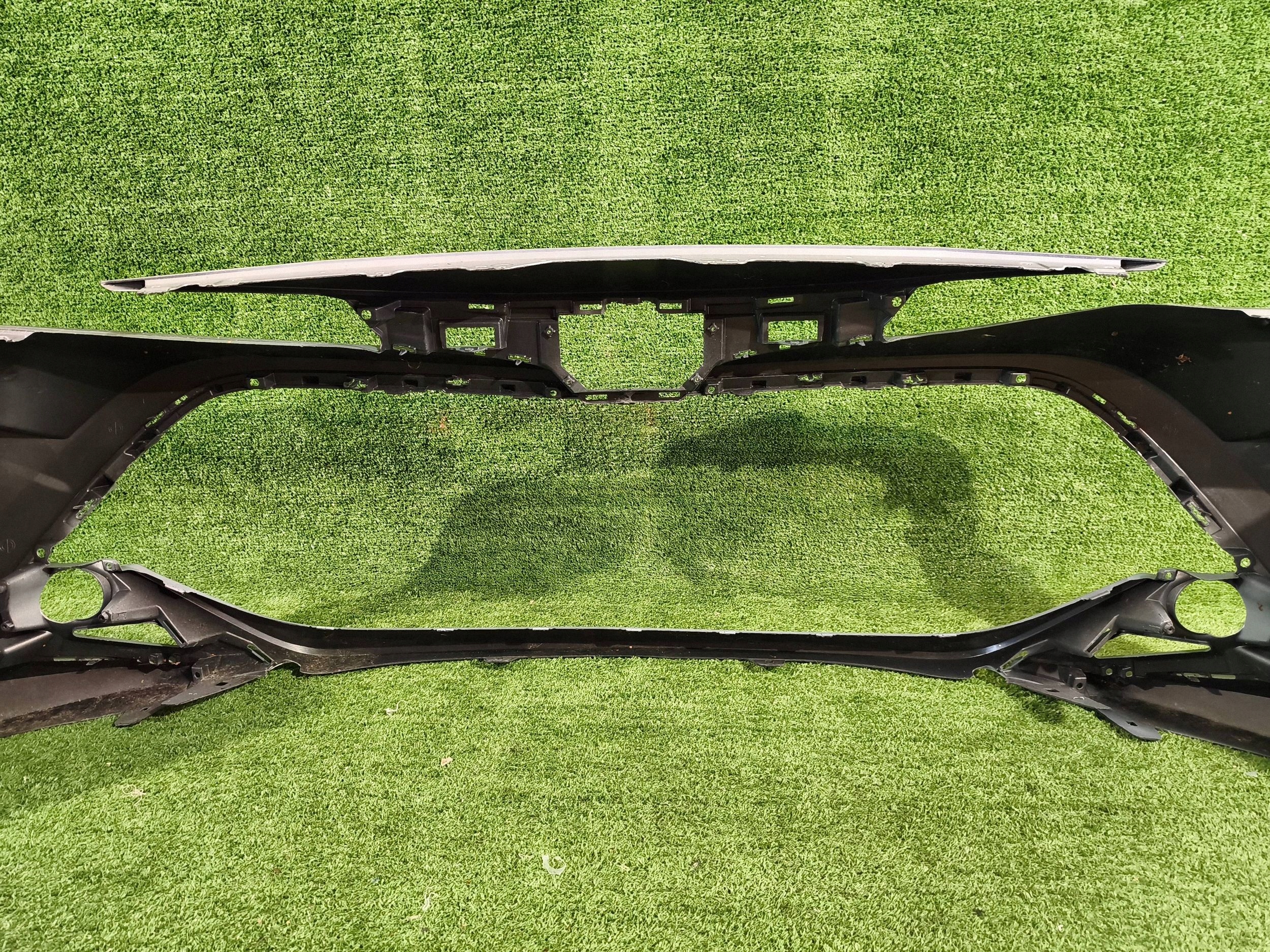 front bumper front TOYOTA COROLLA E21 HB KOMBI NR.Z9049