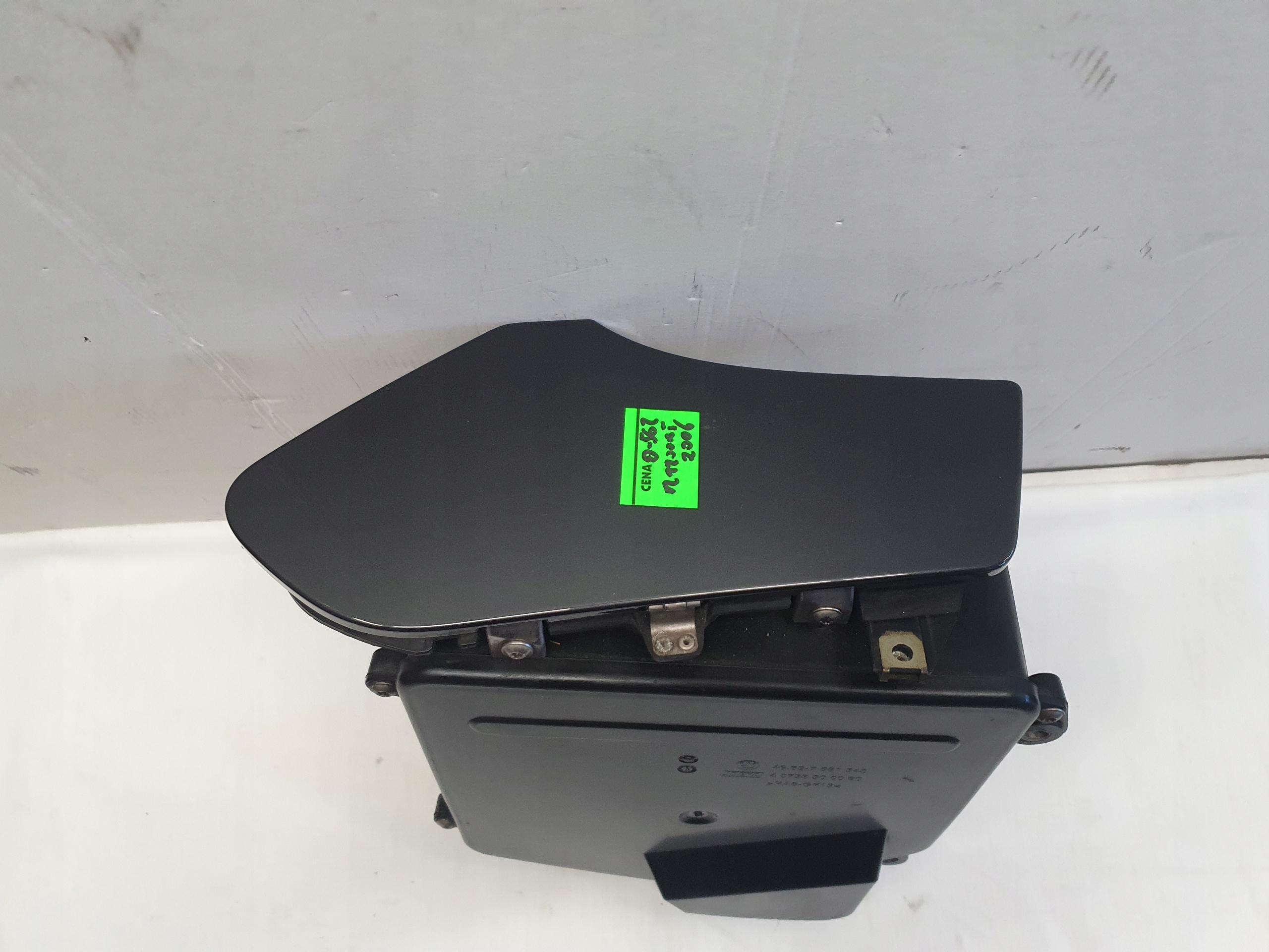 Обтекатель вещевого ящика BMW R1200RT R1200 RT