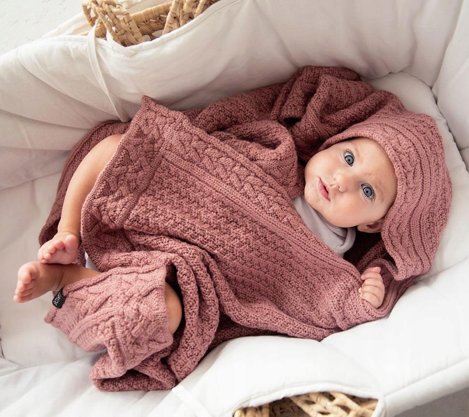 LULLALOVE KOCYK MERINO PREMIUM CIASTECZKO PIWONIA Bohater brak