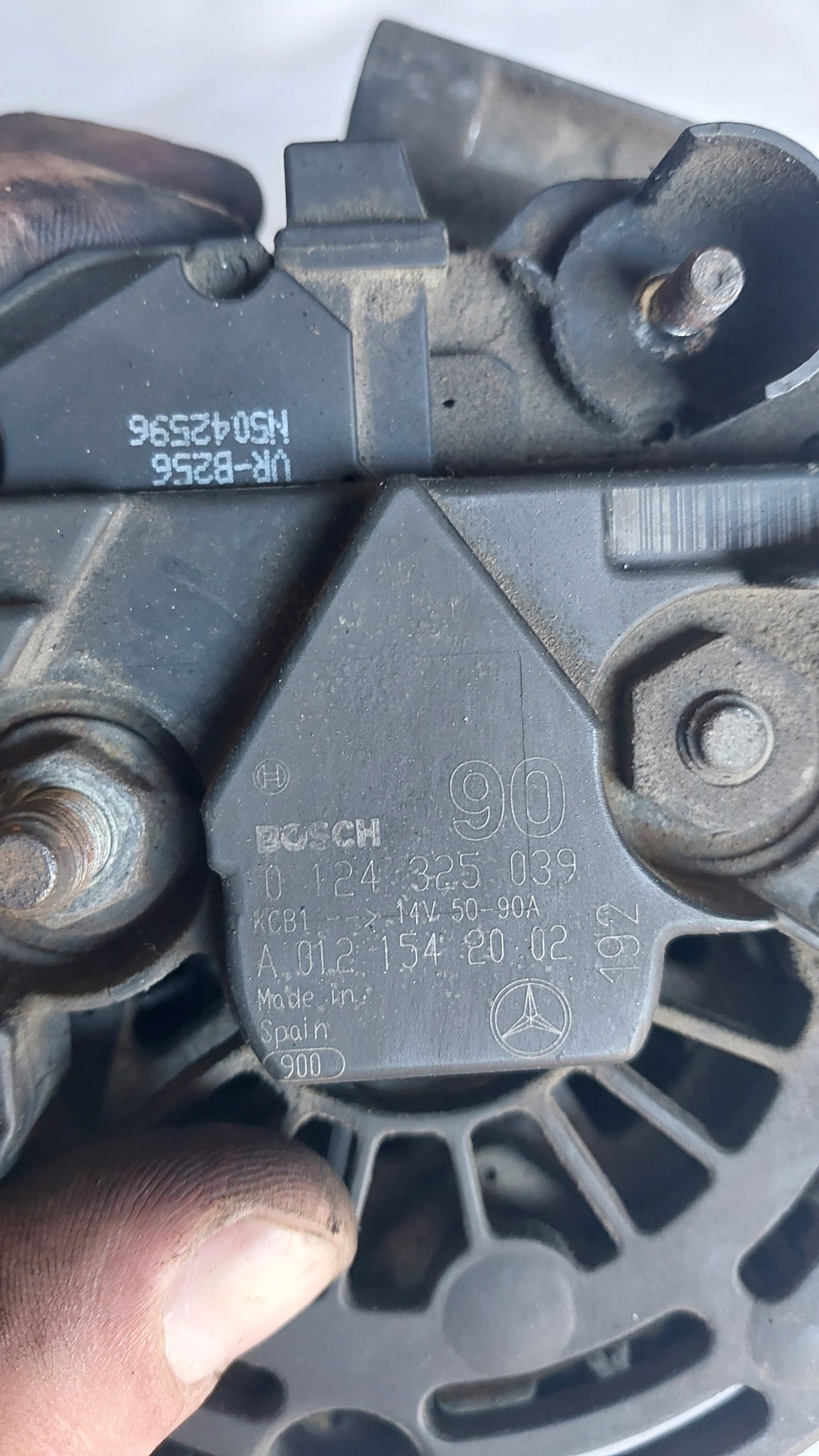 ALTERNATOR MERCEDES VITO 638 SPRINTER 903 2.2 CDI 0124325039 A0121542002