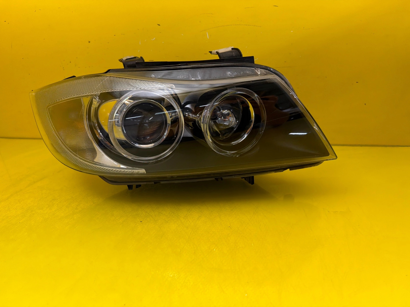 light right Bmw 3 E90 E91 2005-2008 Bi-Xenon non-setting 6942738