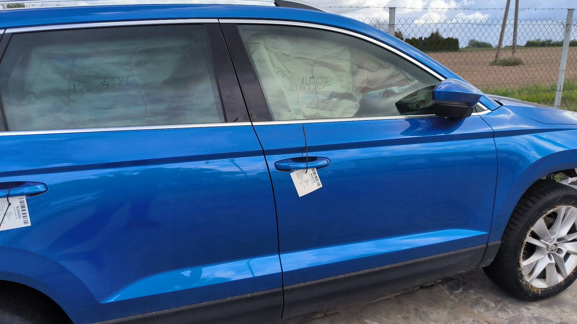door right front LF5W SKODA KAROQ LIFT