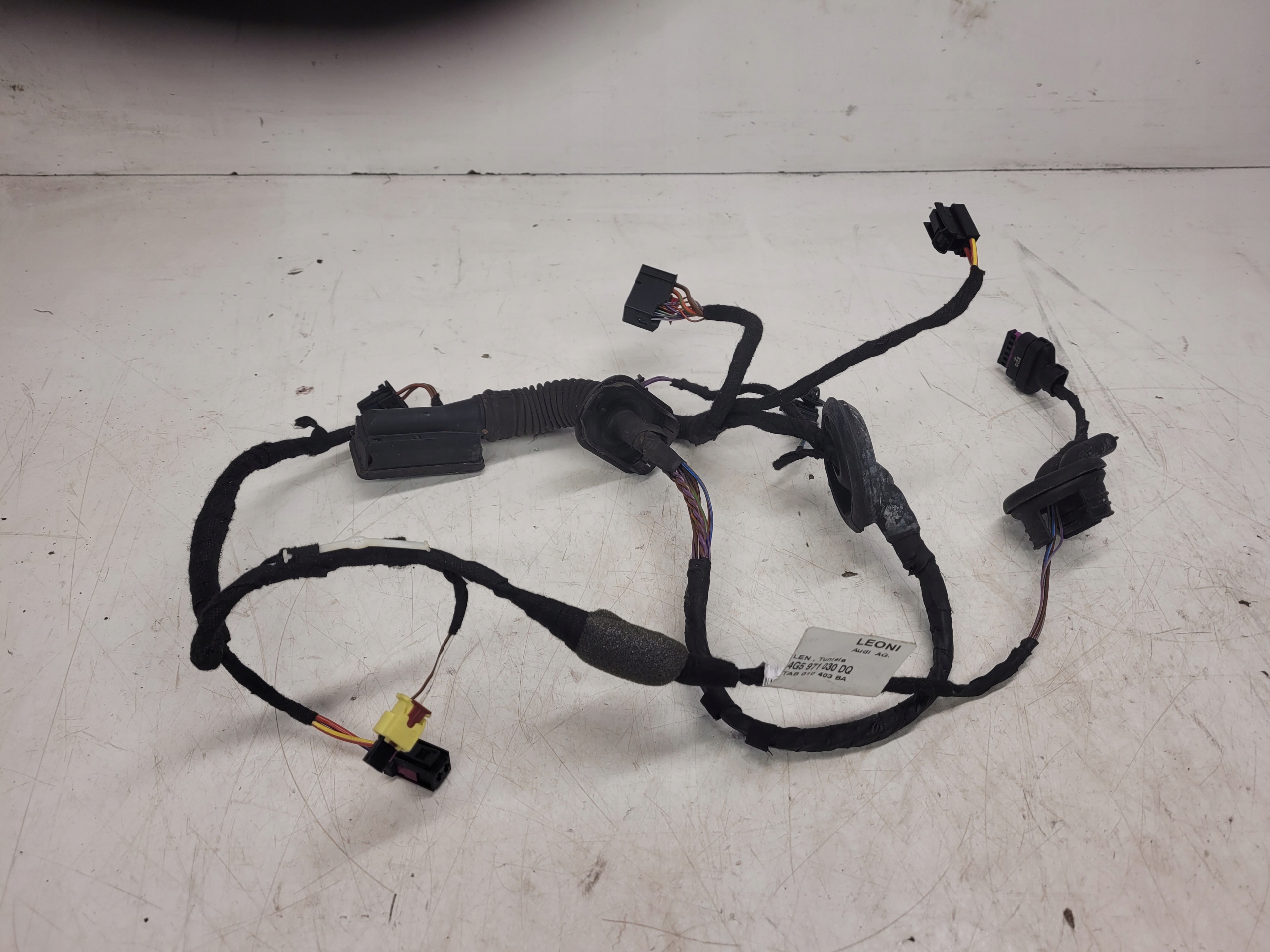 bundle door right front AUDI A6 C7 4G5971030DQ