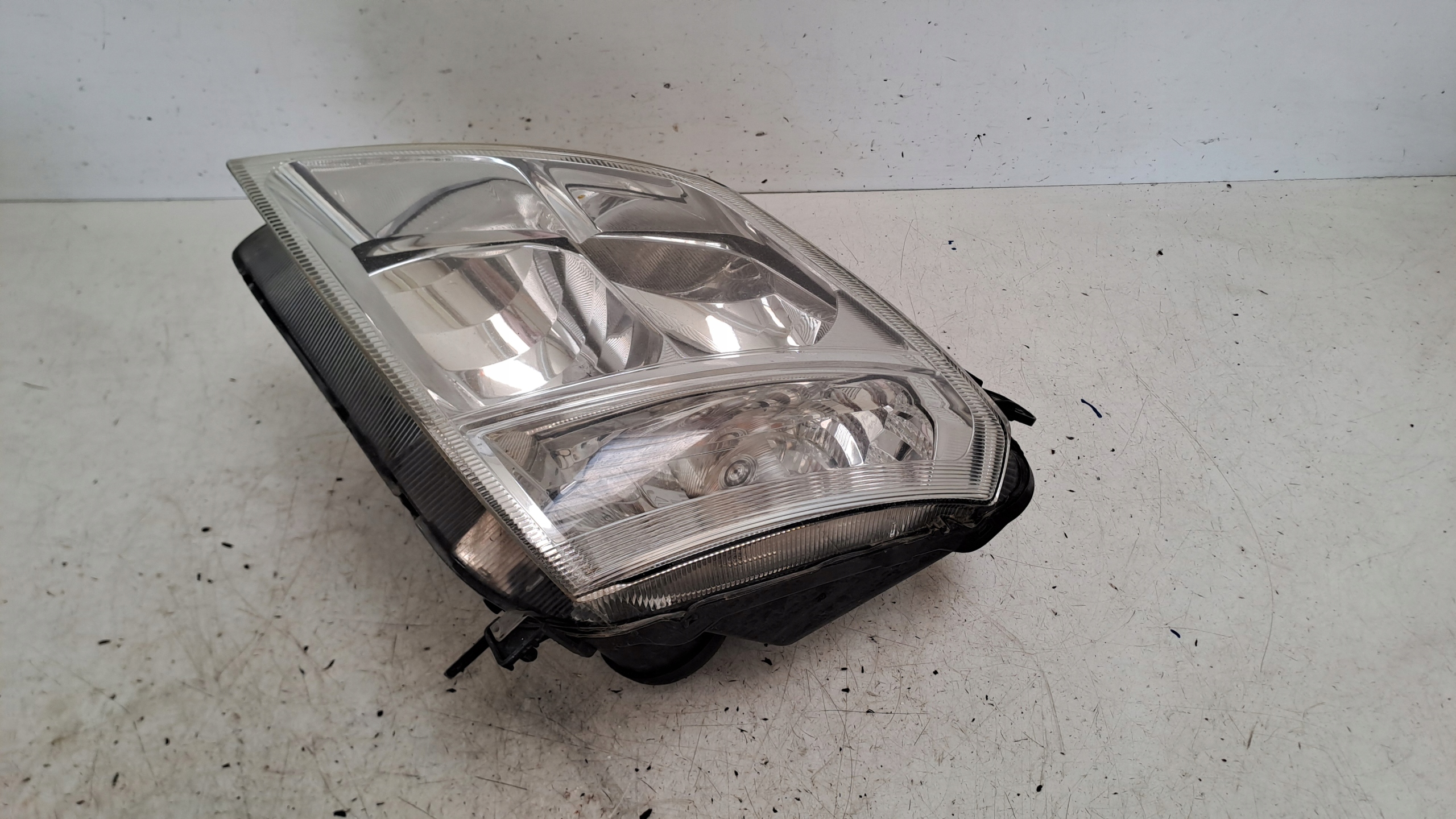 light left front Valeo europa 93321052 Opel Meriva A