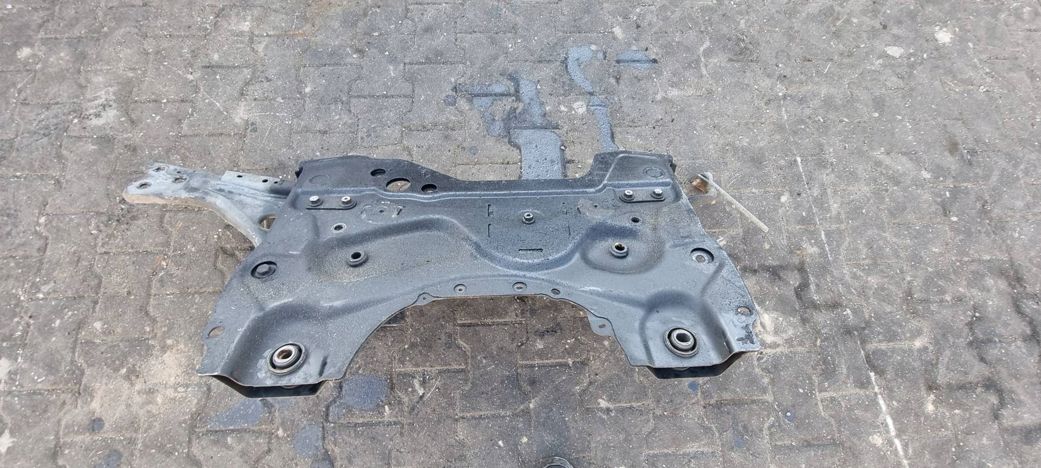 SANKI PRZEDNIE 7AAA200166917A CITROEN C4 PICASSO Producent części Inny