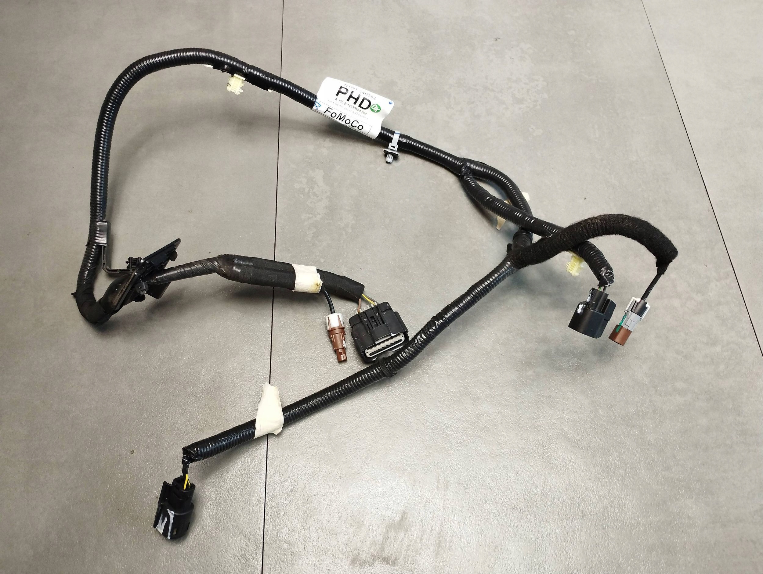 Volkswagen Amarok II 2023 bundle bonnet rear part N1WT14B562