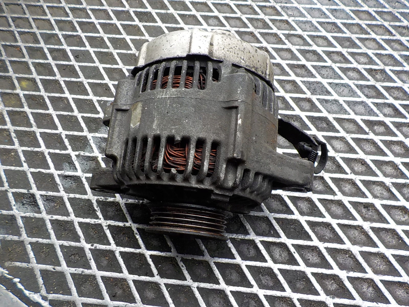 TOYOTA YARIS e 1.3 16V B alternatore