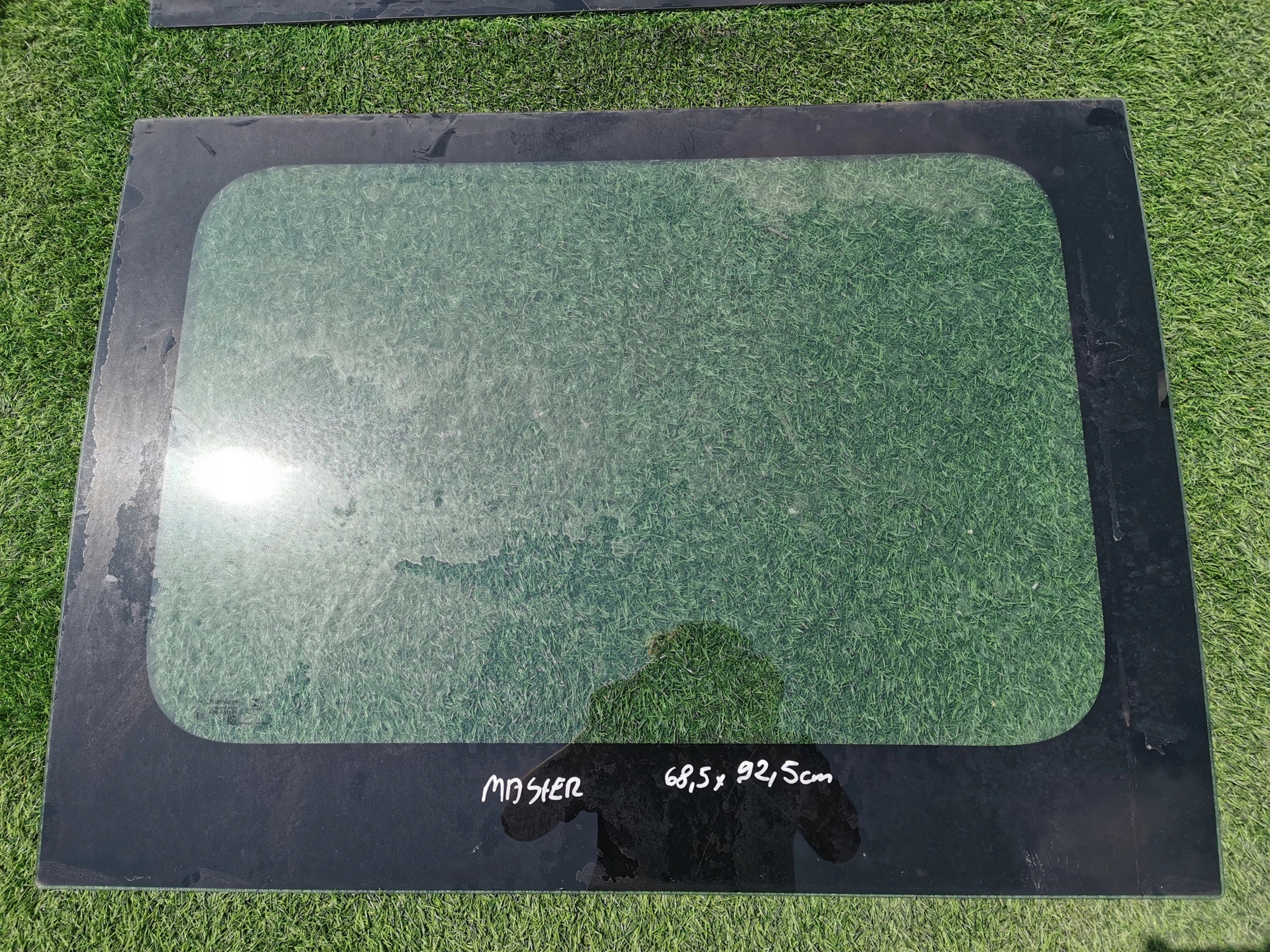 RENAULT MASTER III window side right rear part 43R-001583 DOT682AS2M3236