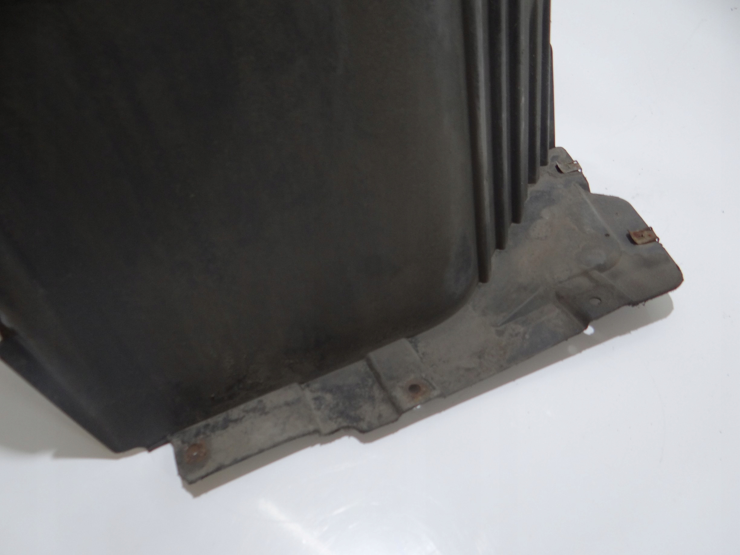 mudguard left front BMW E60 E61 M PAKIET OE 7033749 (4642122)