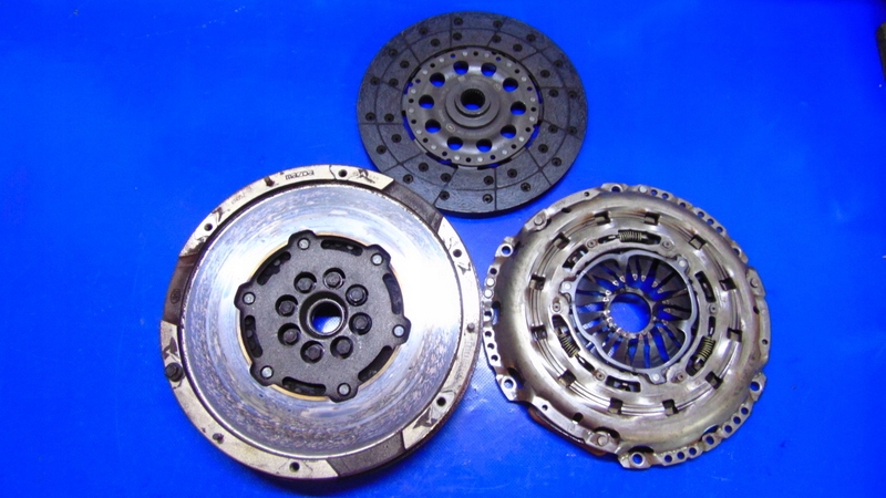 VOLANO USATO disco 7MM di pressione 2.2D SKYACTIVE MAZDA CX-5 e 11-17R
