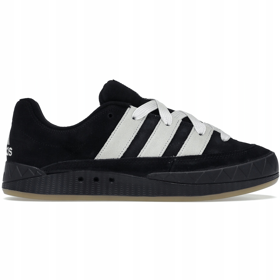 Boty Adidas Adimatic vel. 42 2/3 HQ6900