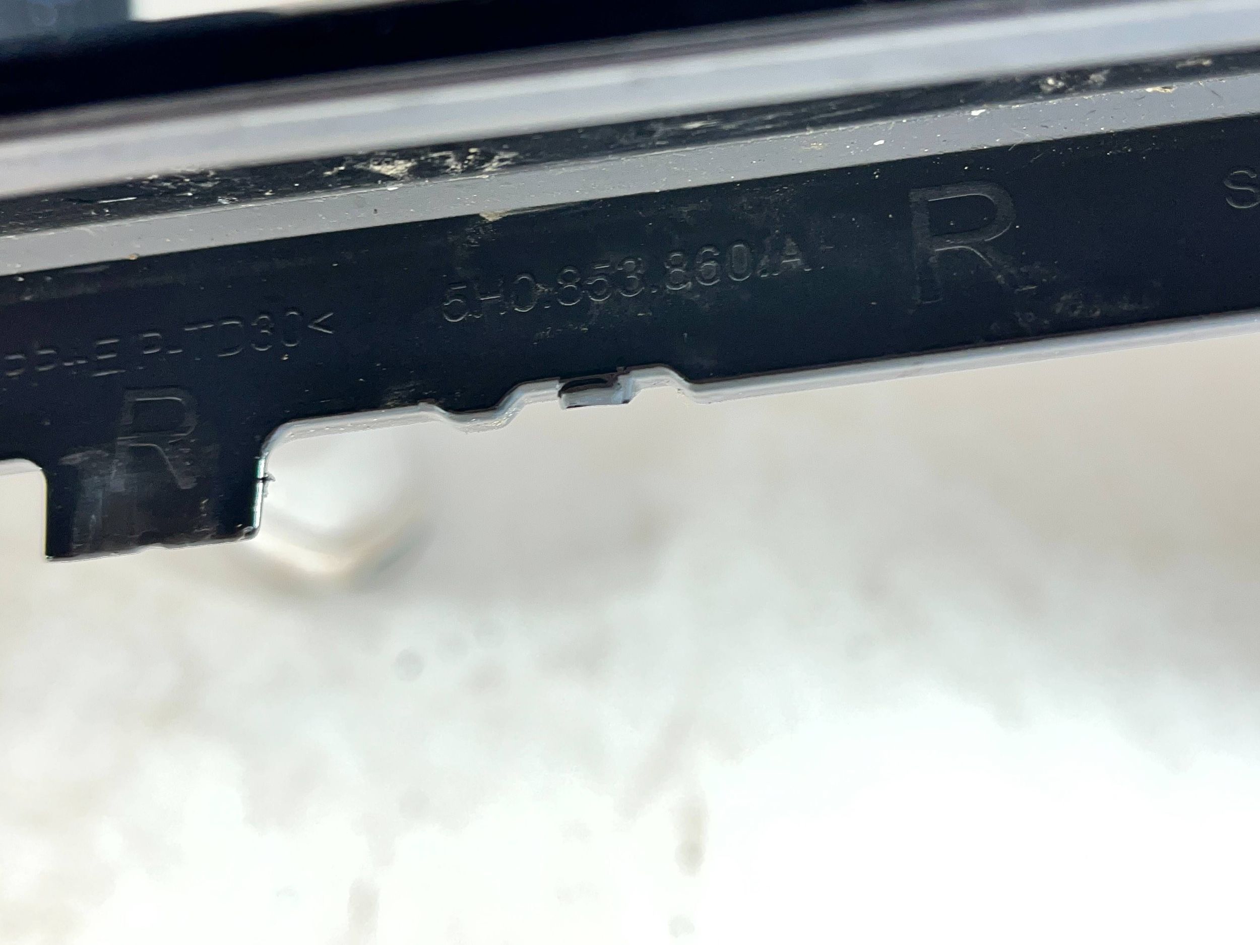 moulding threshold Volkswagen Golf VIII 5H0853860A